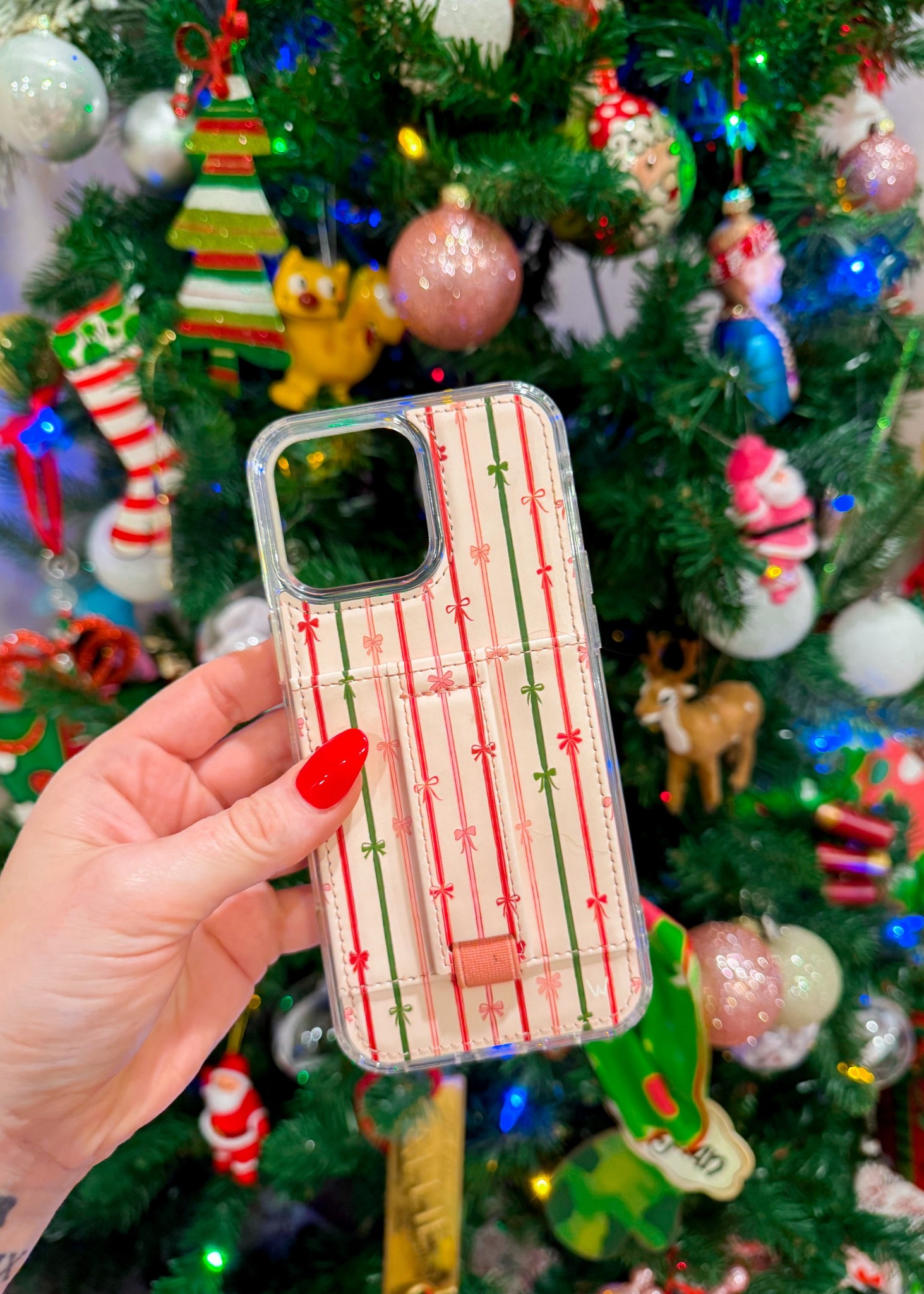 MEG (10% off) 

#LTKvlog #LTKGiftGuide #LTKHoliday