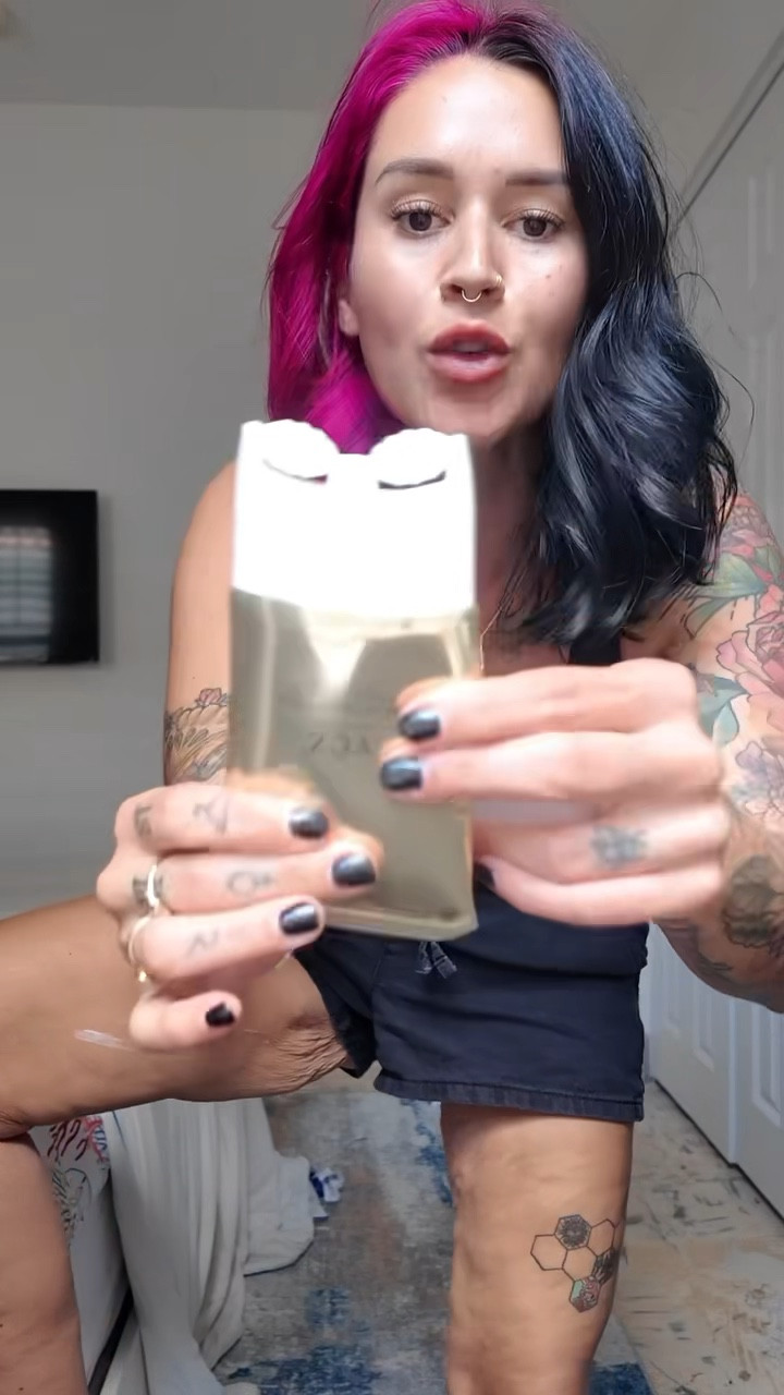 Tightening my loose skin #mommashive #looseskin #cellulite #makeovertransformation #mombod #momlife #momsoftiktok #momtok #skincare #skin 

#LTKFindsUnder50 #LTKBeauty #LTKFindsUnder100