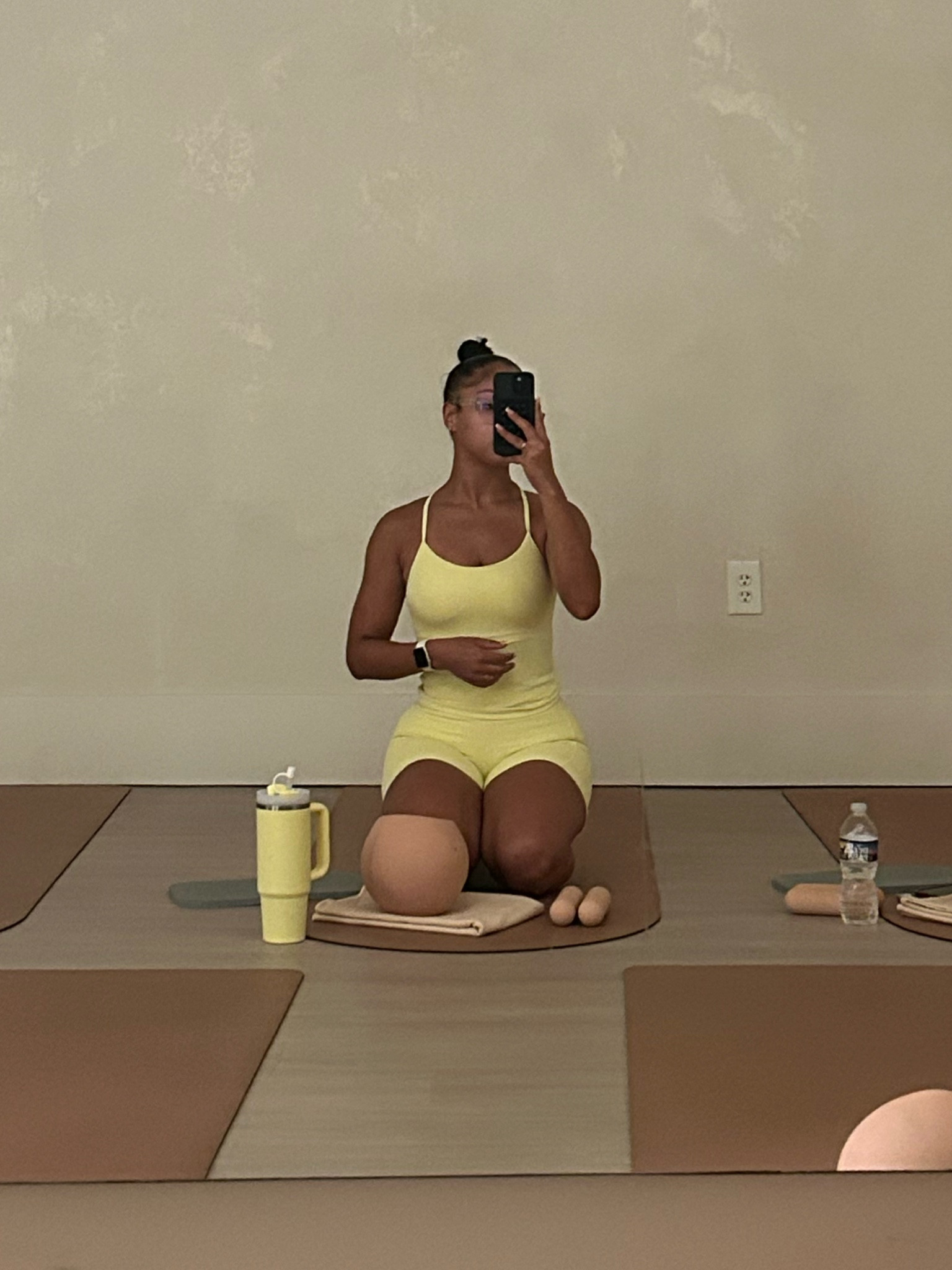 💛⭐🌻🐥🍌

#LTKActive #LTKPetite #LTKStyleTip