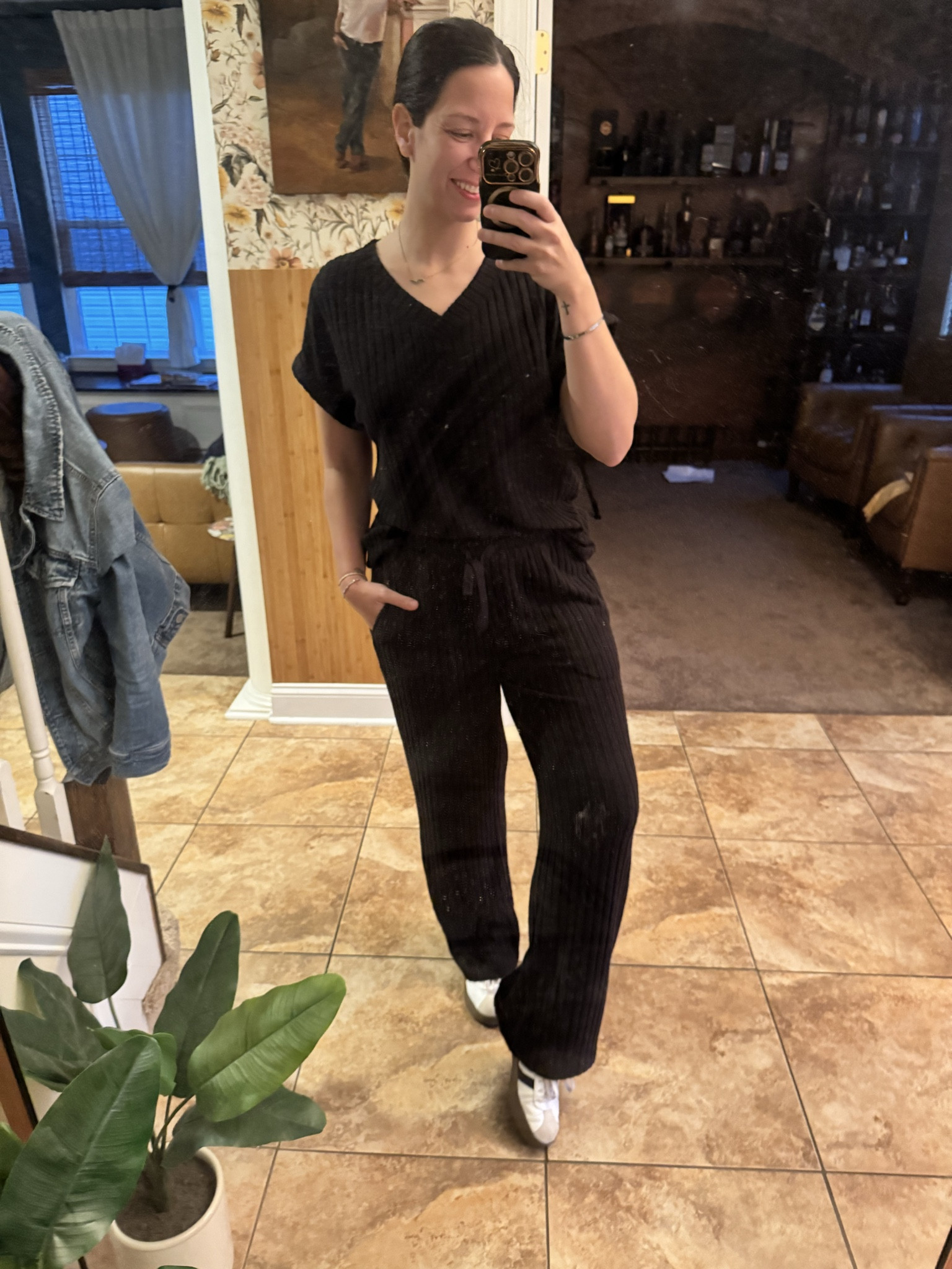 Matching Longeset but for Spring! Living in this set right now. Ribbed soft material. I am wearing a large for a looser fit. 

#LTKgrwm #LTKootd #LTKdayinmylife
