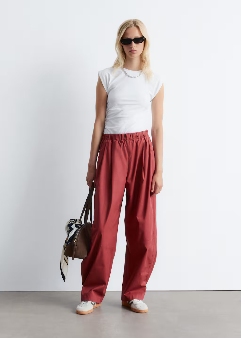 Pull-On Parachute Trousers - Dark Red - & Other Stories GB | & Other Stories UK