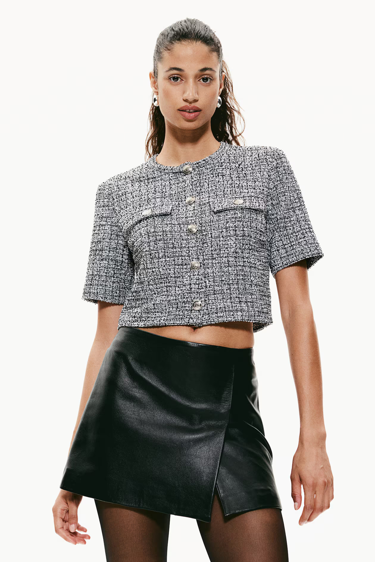 Short-sleeved bouclé cardigan - Round neck - Short sleeve - Black marl - Ladies | H&M GB | H&M (UK, MY, IN, SG, PH, TW, HK)