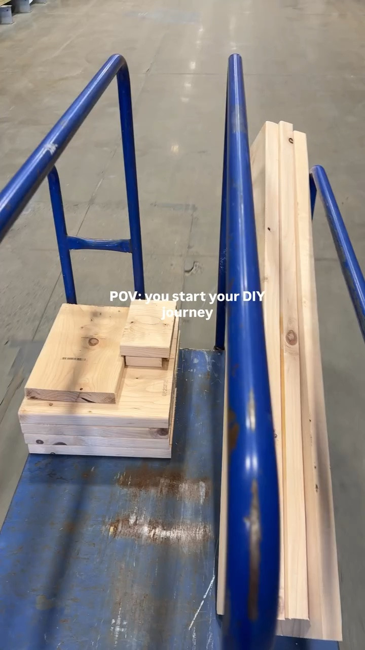 No man needed. 💪🏼

#DIY #homeinprogress #cozyhomedecor #design