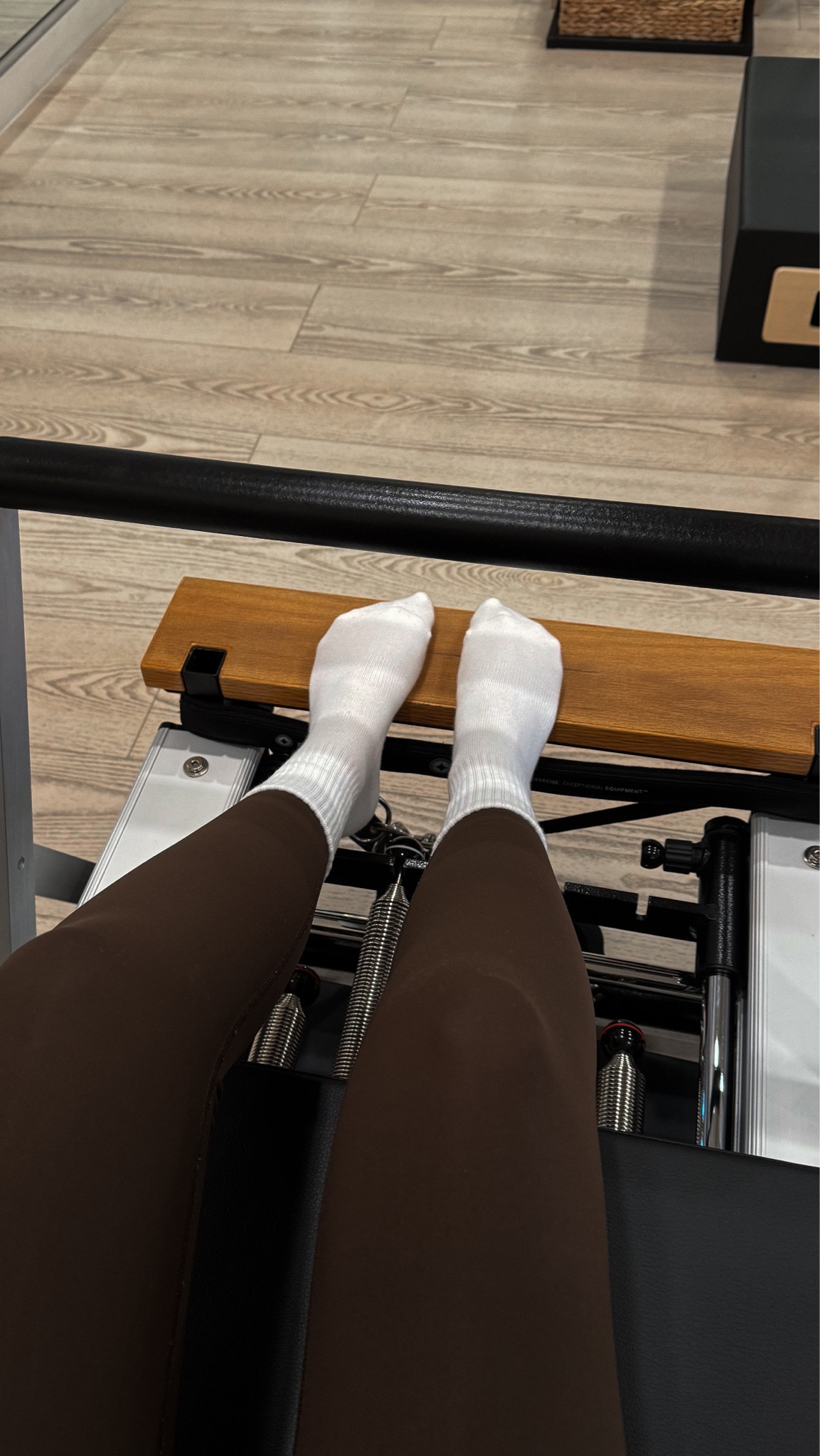 Pilates girlies get it 🧦🤎🍑🧘🏼‍♀️🥵

#LTKfitness