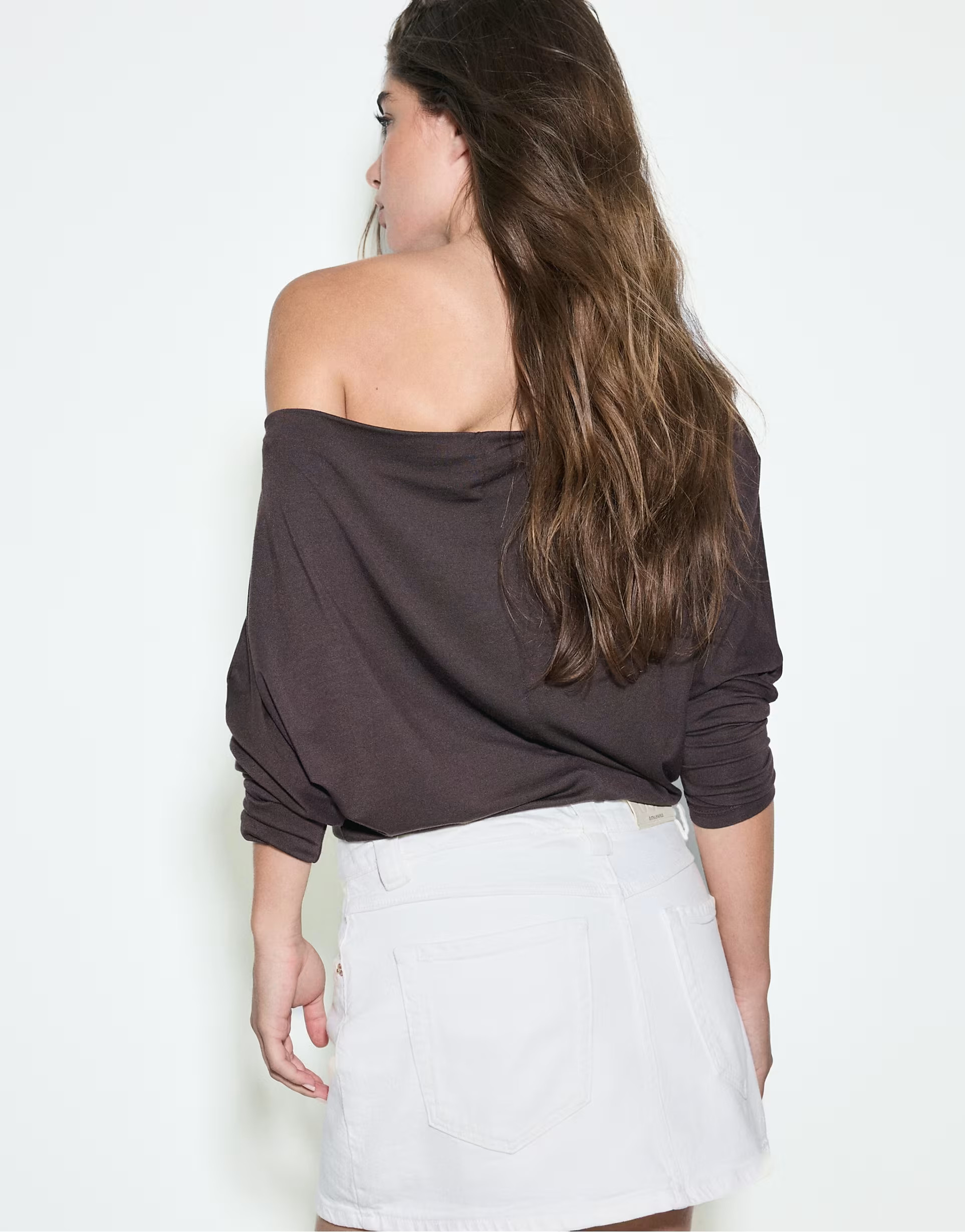 Stradivarius D62 denim skort in white | ASOS (Global)