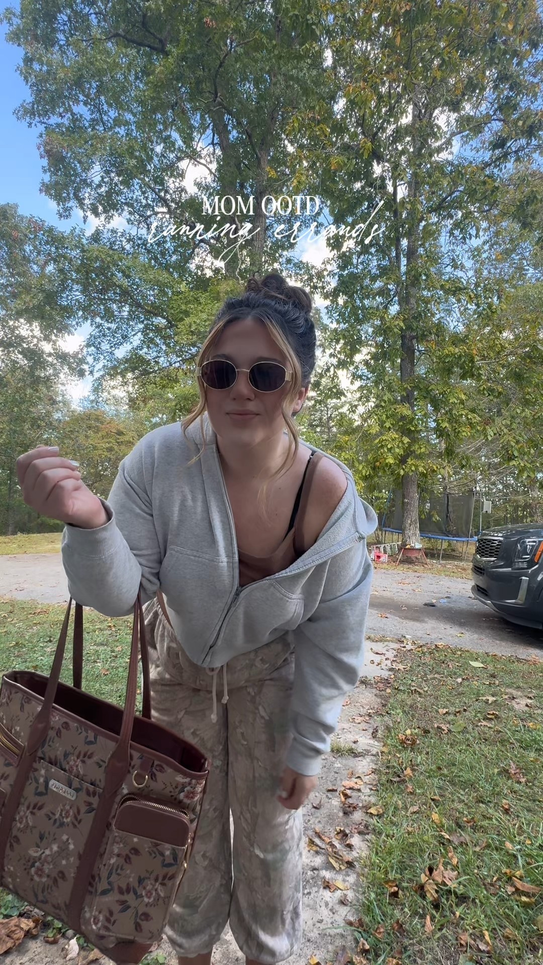 Keeping it cute and comfy for errand day 💁‍♀️ linked all the details for this easy outfit!

#LTKMidsize #LTKSeasonal #LTKActive