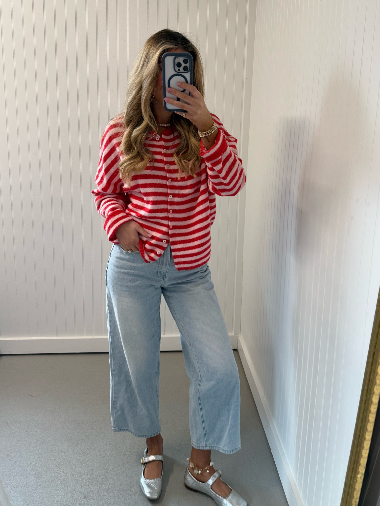 Friday OOTD !! 🩷❤️