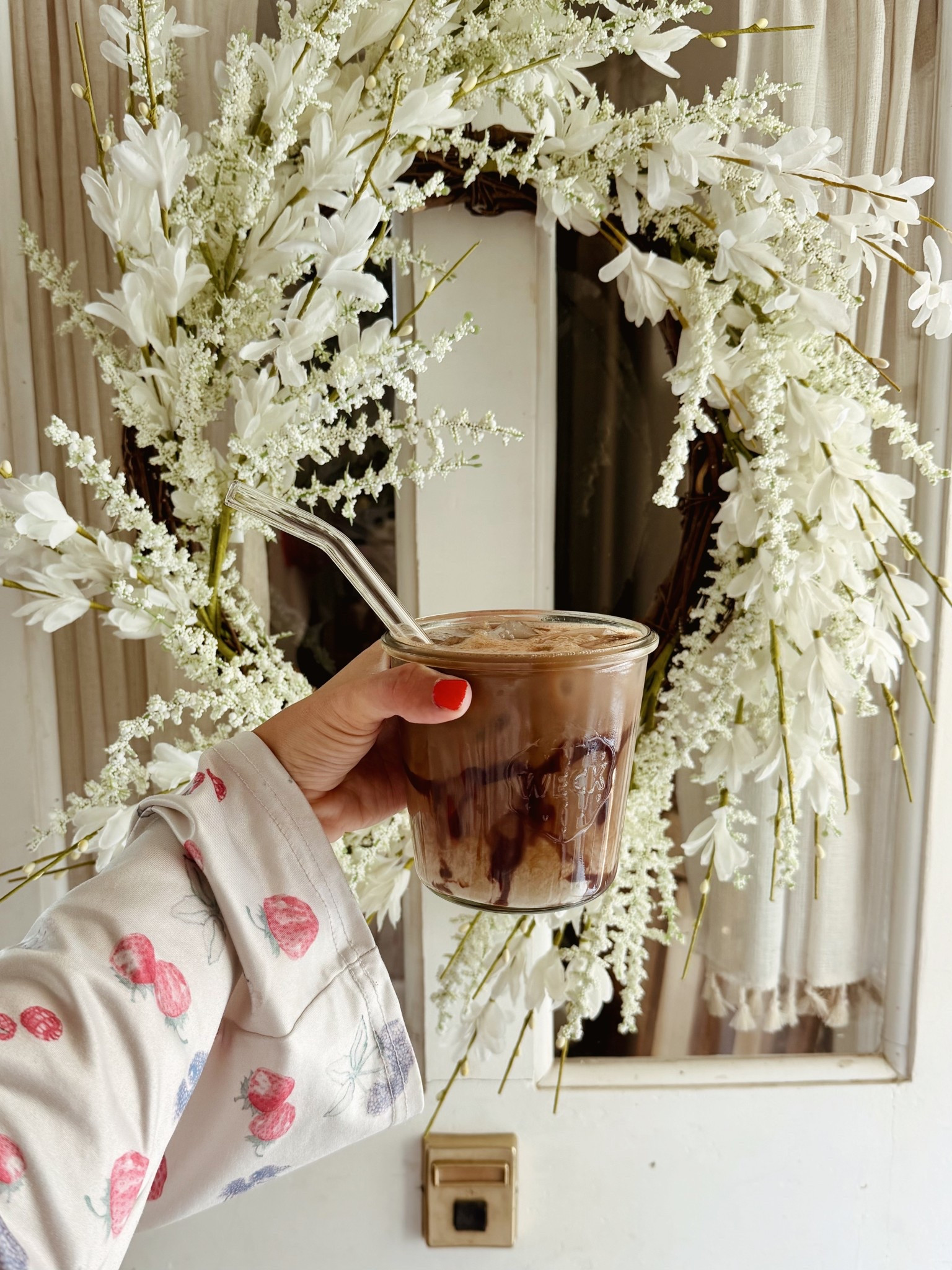 drinking out of a weck jar is my favorite🫶🏼

#LTKMothersDay #LTKHome #LTKgrwm