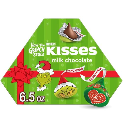HERSHEY'S KISSES Grinch Milk Chocolate, Christmas Candy Gift Box, 6.5 oz | Amazon (US)