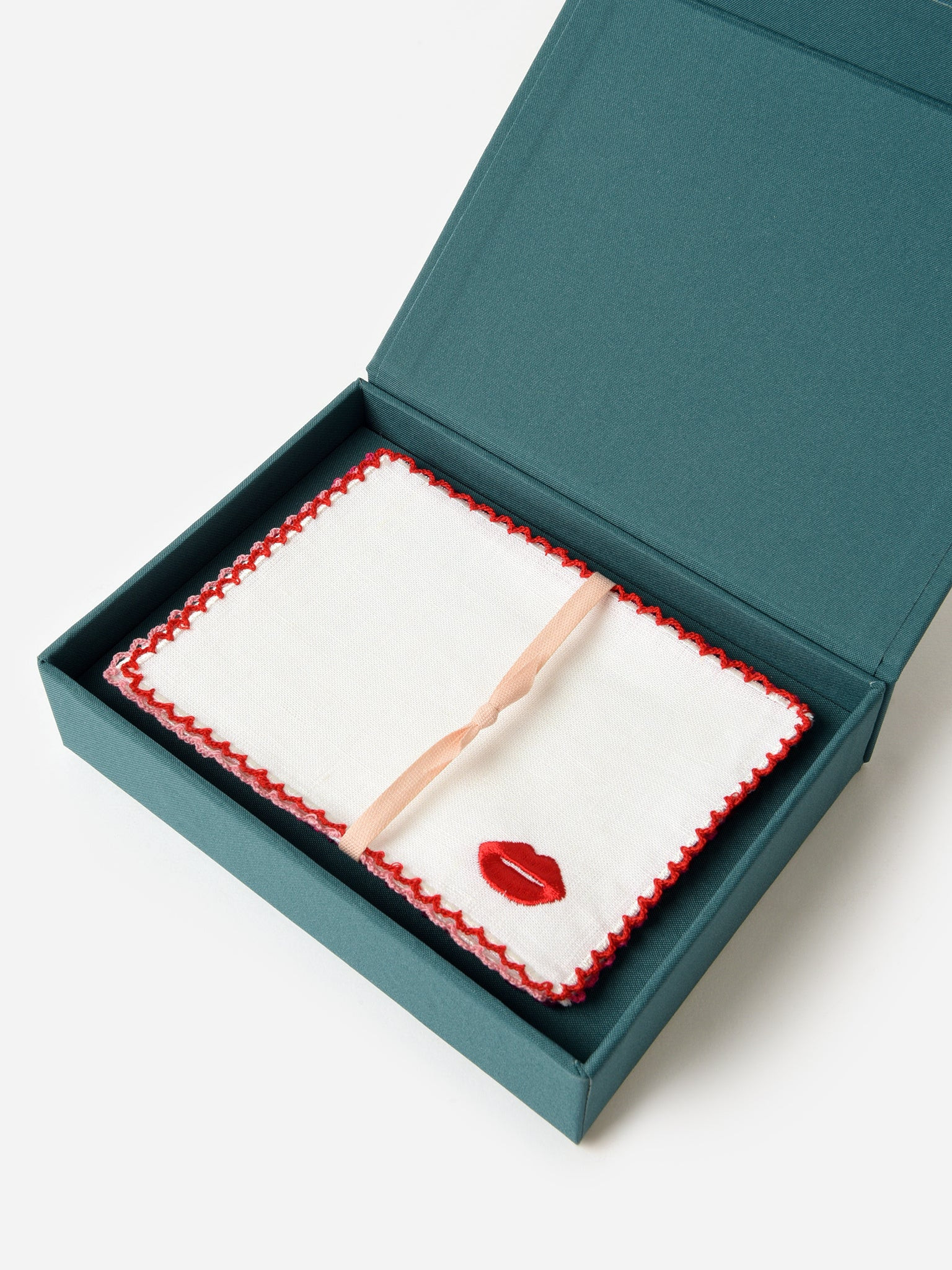 DEARANNABELLE
                      
                     Lipstick Kisses Cocktail Napkin Set | Saint Bernard