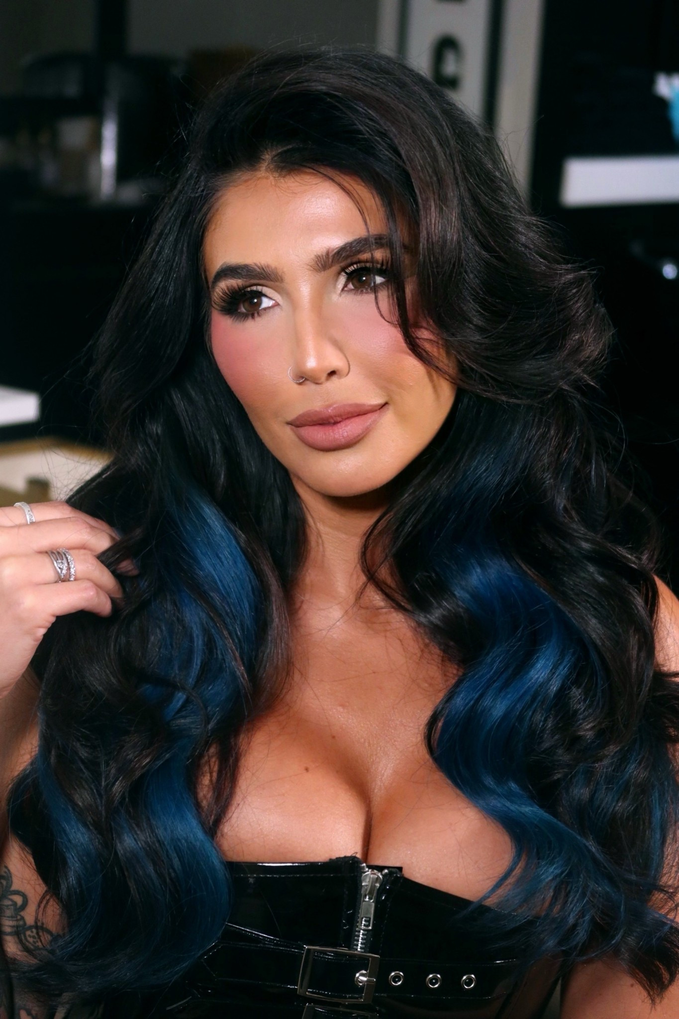 Channeled King Kylie for this glam! 🩵🖤 #kingkylie #kylieglam #kyliecosmetics #makeupartist #mua #chicagomakeupartist