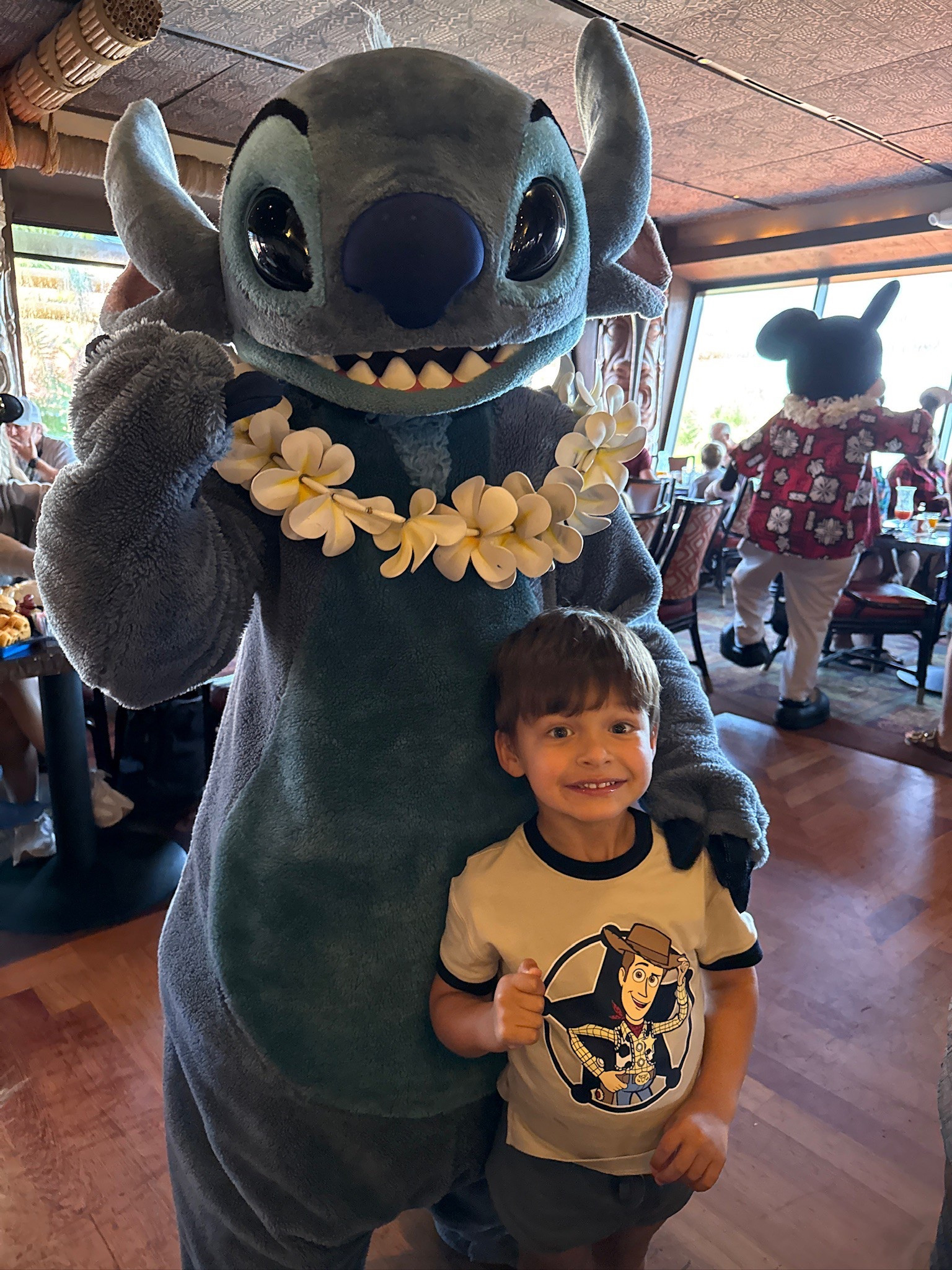 Linking the cutest Toy Story pieces from the Gap! 

boy mom, toddler style, boy style, Disney tip, family travel, character meet up

Grace White | A Southern Drawl