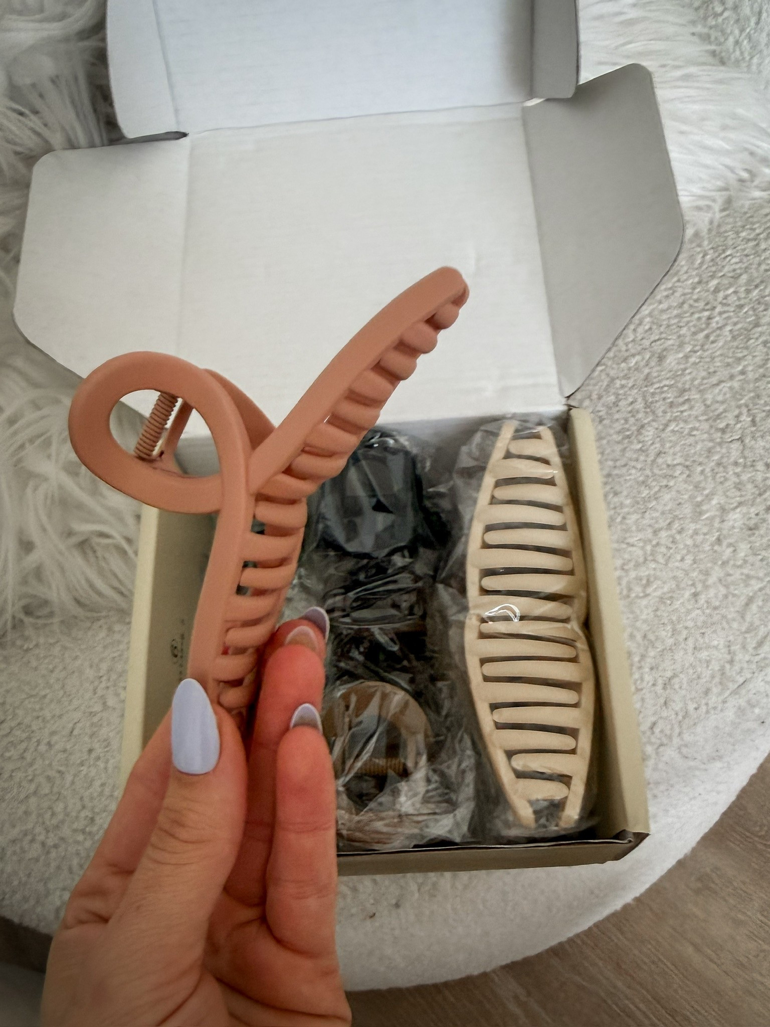 Love this pack of hair clips! #haircare #amazonfinds

#LTKmomlife #LTKBeauty