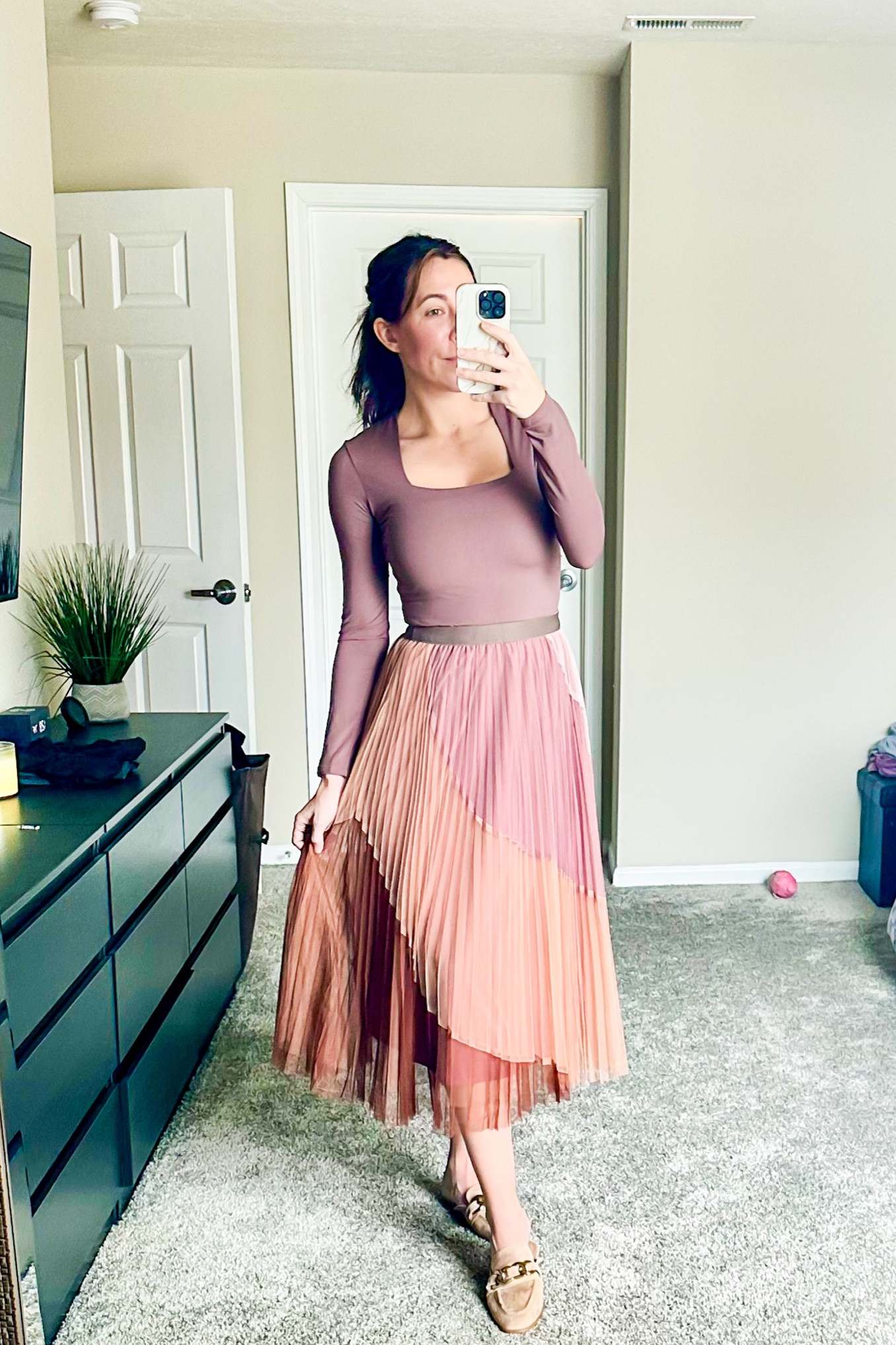 Fits tts wearing a small in both. Super soft and comfy too

Valentines outfit, spring outfit, Amazon skirt, tulle skirt 


#LTKstyletip #LTKfindsunder50
