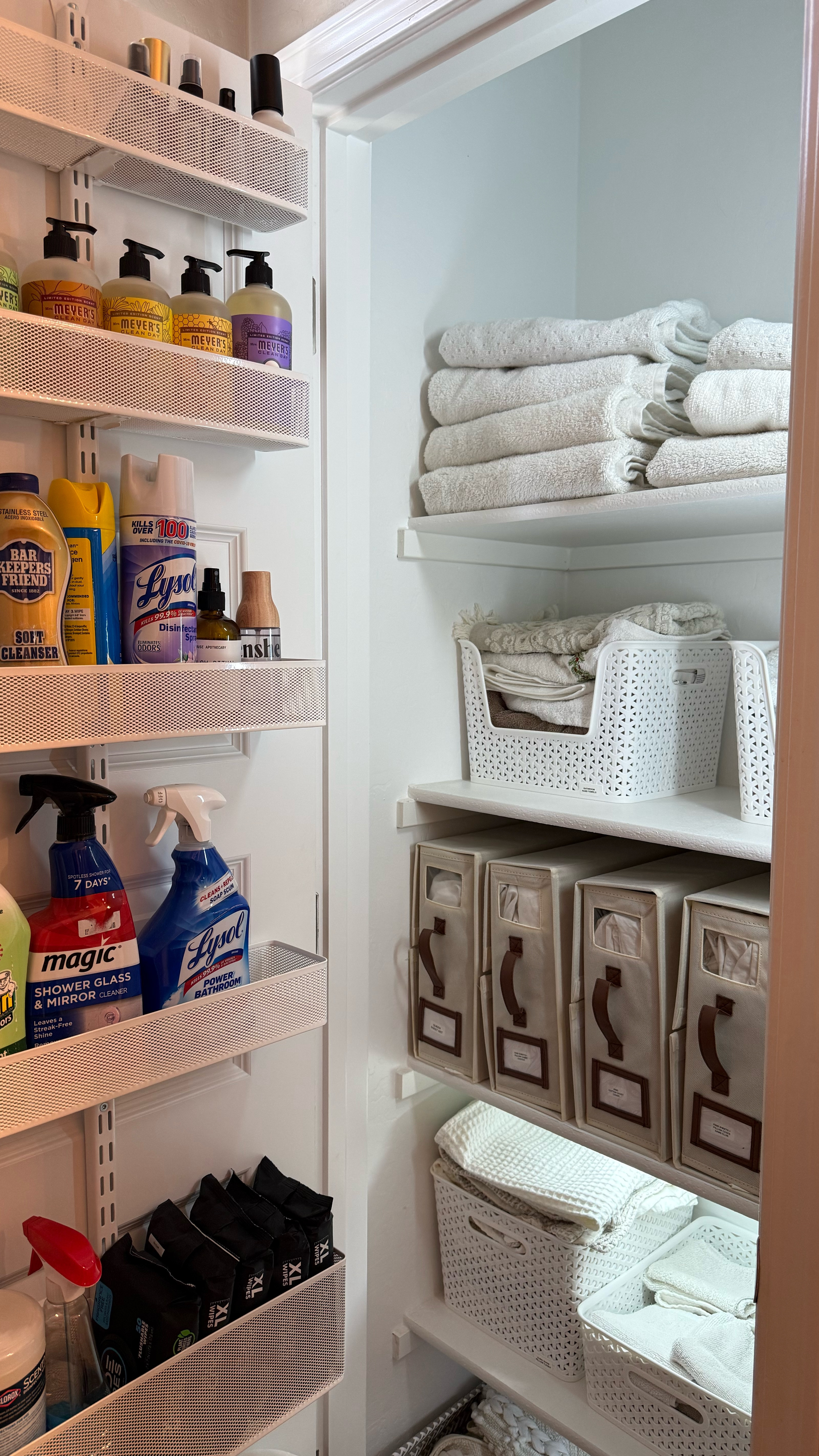 Linen closet organization 

#LTKHome #LTKStyleTip