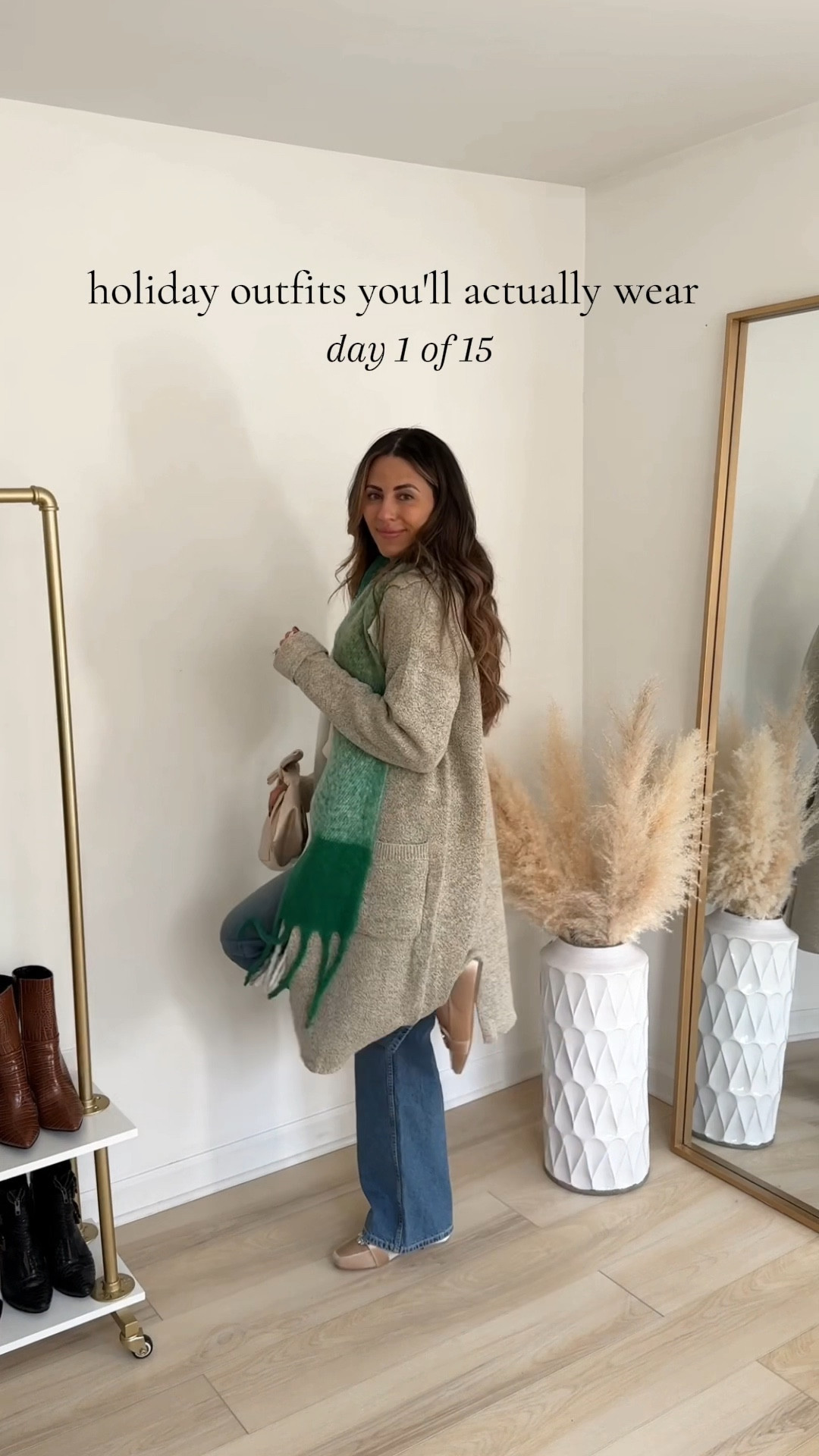 cozy holiday outfits you'll actually wear🧣🎄... wearing size 26 in denim jeans and small in everything else



 #holidayoutfitideas #holidaystyling #cozyholidayoutfits #comfyholidayoutfits #decemberstyle #cozystyle #decemberoutfits lulus | freepeople | chunky scarf | holiday graphic | preppy style

#LTKstyletip #LTKHoliday #LTKVideo