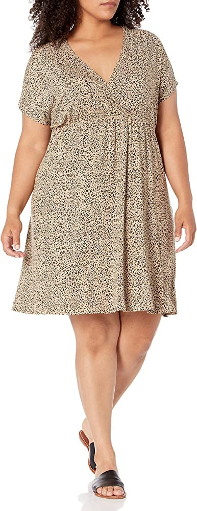 Amazon Essentials Women's Surplice Dress (Available in Plus Size) | Amazon (US)