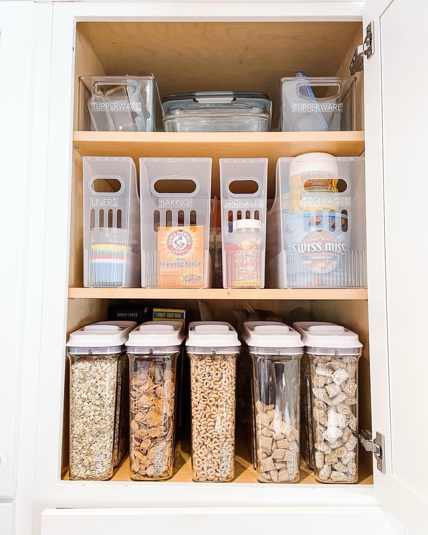 Good morning!! Let’s talk cereal…how many varieties do you have on hand?! 

And the million dollar question is do you take time to decant into containers or just keep the boxes as is!?

We’re a @cheerios house and we decant that single box into an @oxo container! 😜