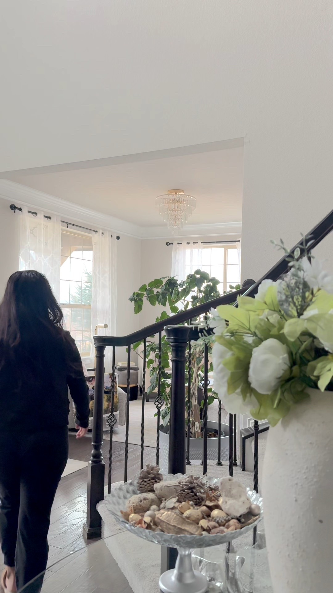 My favorite essential oils to keep my home smelling fresh 



#LTKmomlife #LTKHome #LTKdayinmylife