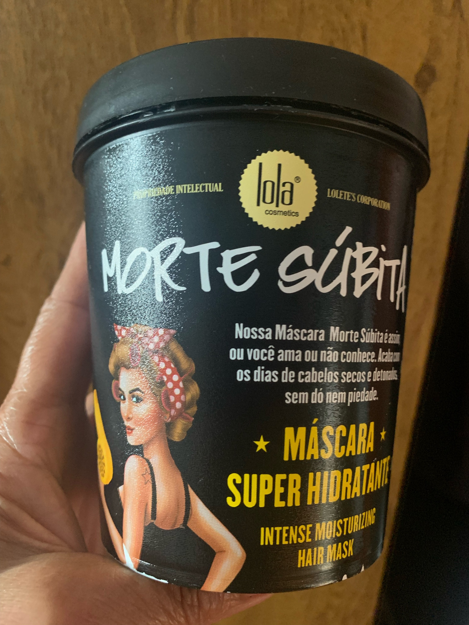 Lola Cosmetics, 25834, Morte Súbita - Máscara Super Hidratante, 450g

Esta máscara é top, super cheirosa e deixa os cabelos perfumados e com brilho! 

Eu amo, não fico sem ela ♥️

Está em promoção hoje por R$29,90!

#LTKbeleza #LTKpromo #LTKbrasil