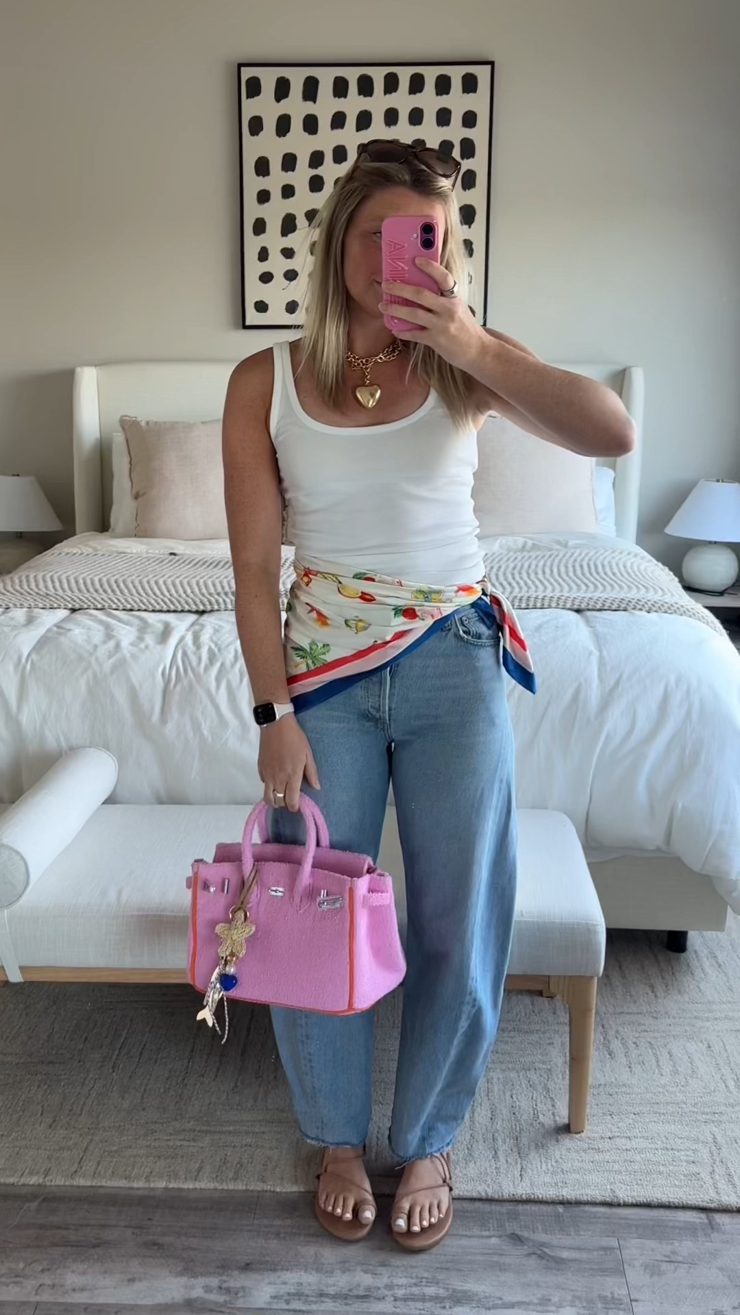 OOTD !! Jeans and tank run TTS 
Bag from beachaus necklace from tj maxx
