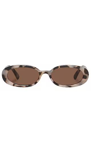 Le Specs Outta Love in Brown. | Revolve Clothing (Global)