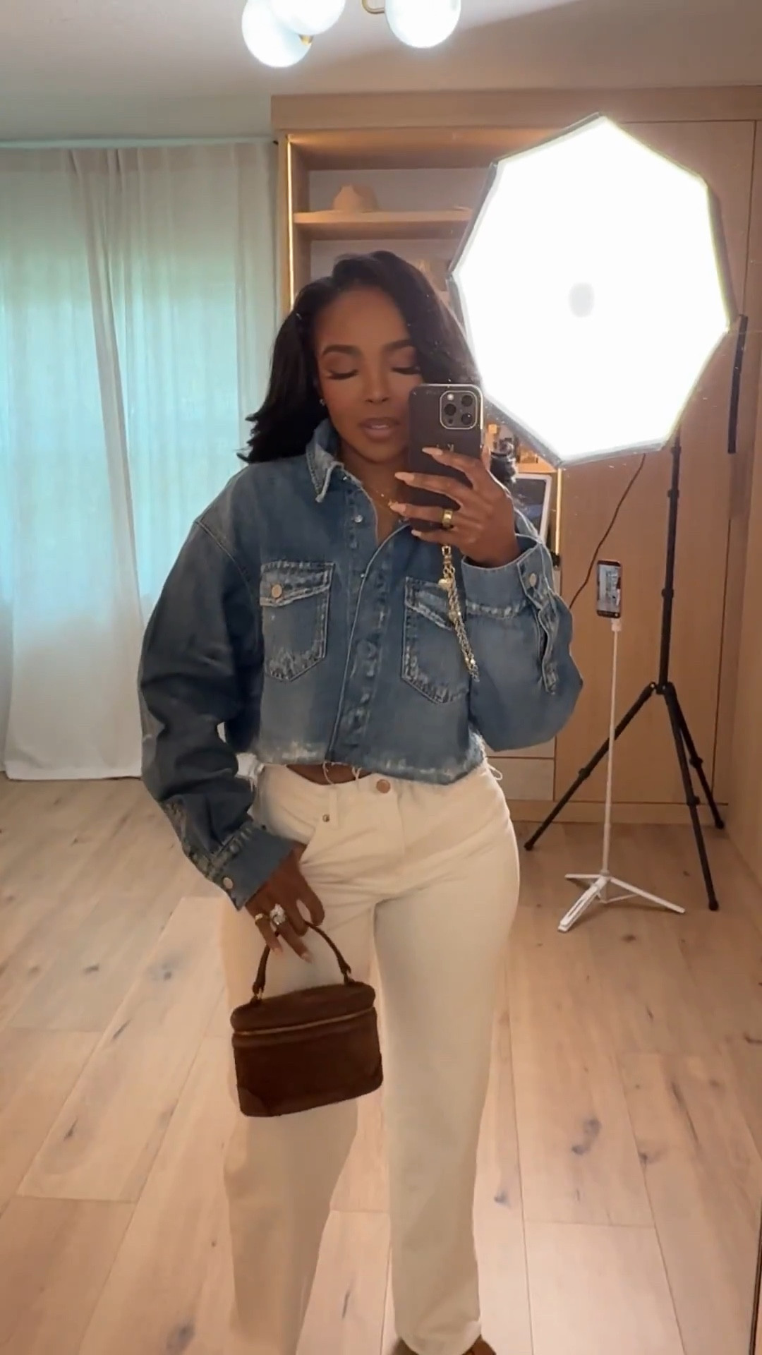 Effortlessly polished with a casual twist 🤍  

This denim button-down paired with cream straight-leg jeans is the perfect elevated everyday look. Styled with rich brown accessories for that warm, neutral balance that always feels expensive.  

Perfect for brunch, casual Fridays, errands, or a laid-back dinner.  

Tap to shop 🤎  

Follow me on Instagram and YouTube @kirasfashionfinds  

#LTKgrwm #LTKvlog #LTKootd