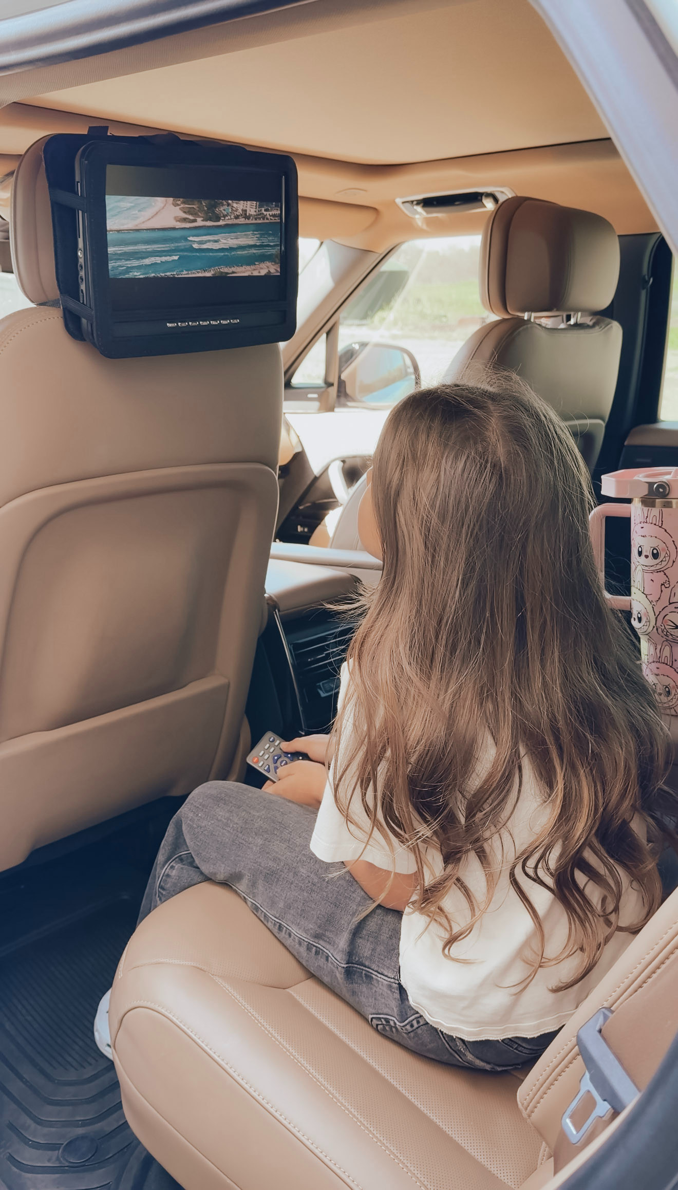 A portable DVD player a “must”! It’s not about being trendy, it’s about having something that just works anywhere, anytime without hassle. 
 

 #LTKmomlife