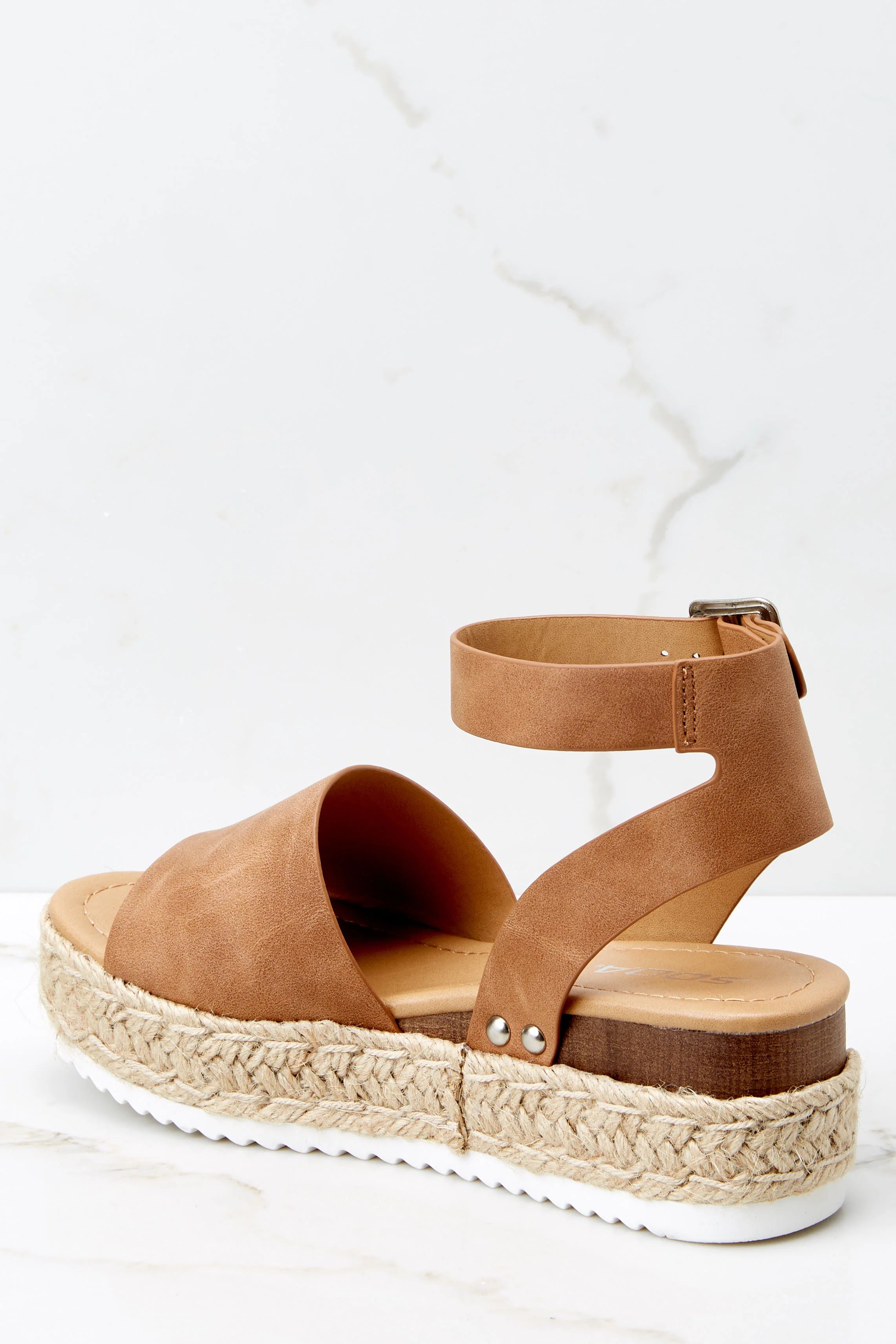 Know The Way To You Brown Flatform Sandals | Red Dress 