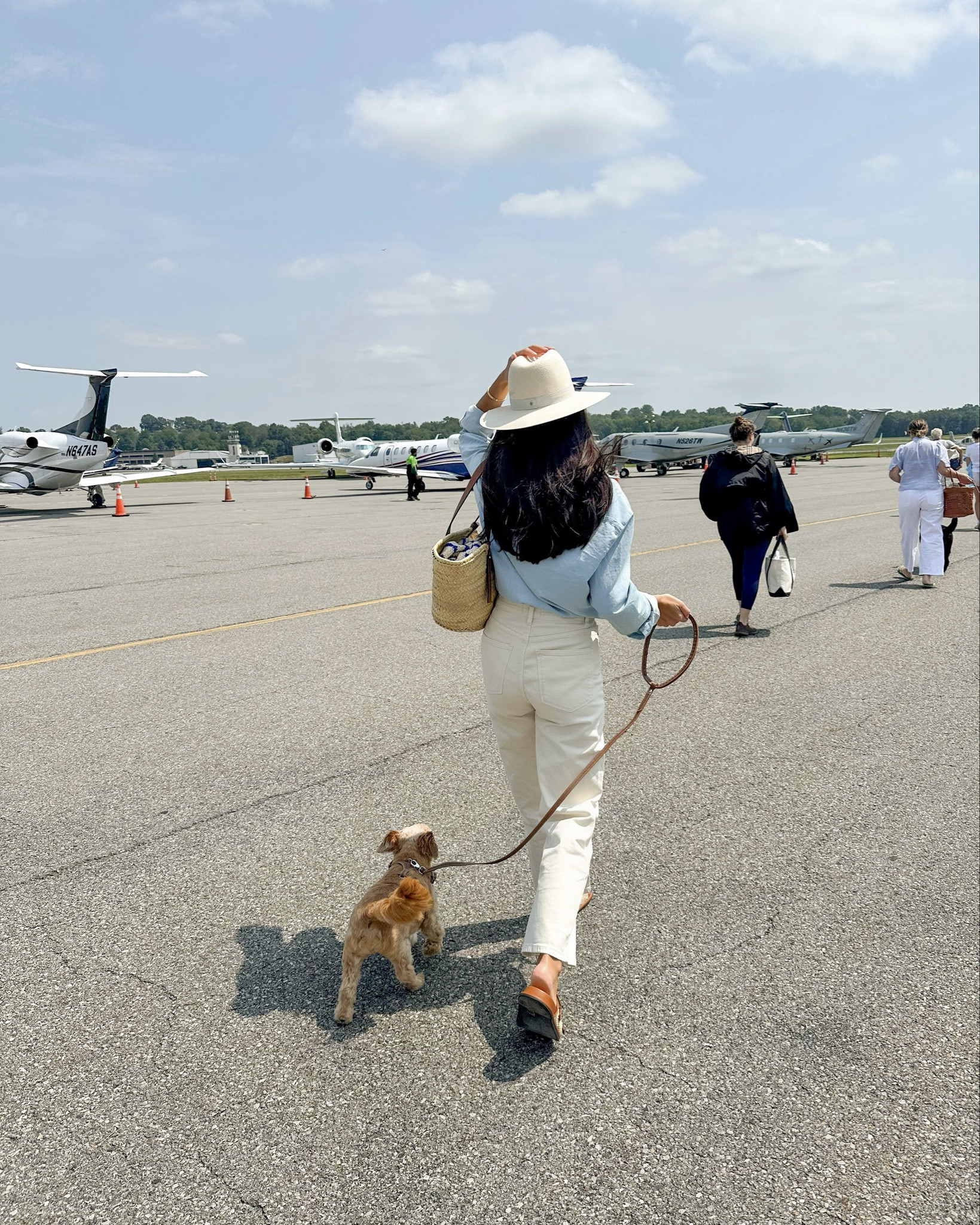 Best white ivory jeans, travel outfit. 

#LTKSeasonal #LTKSaleAlert #LTKTravel