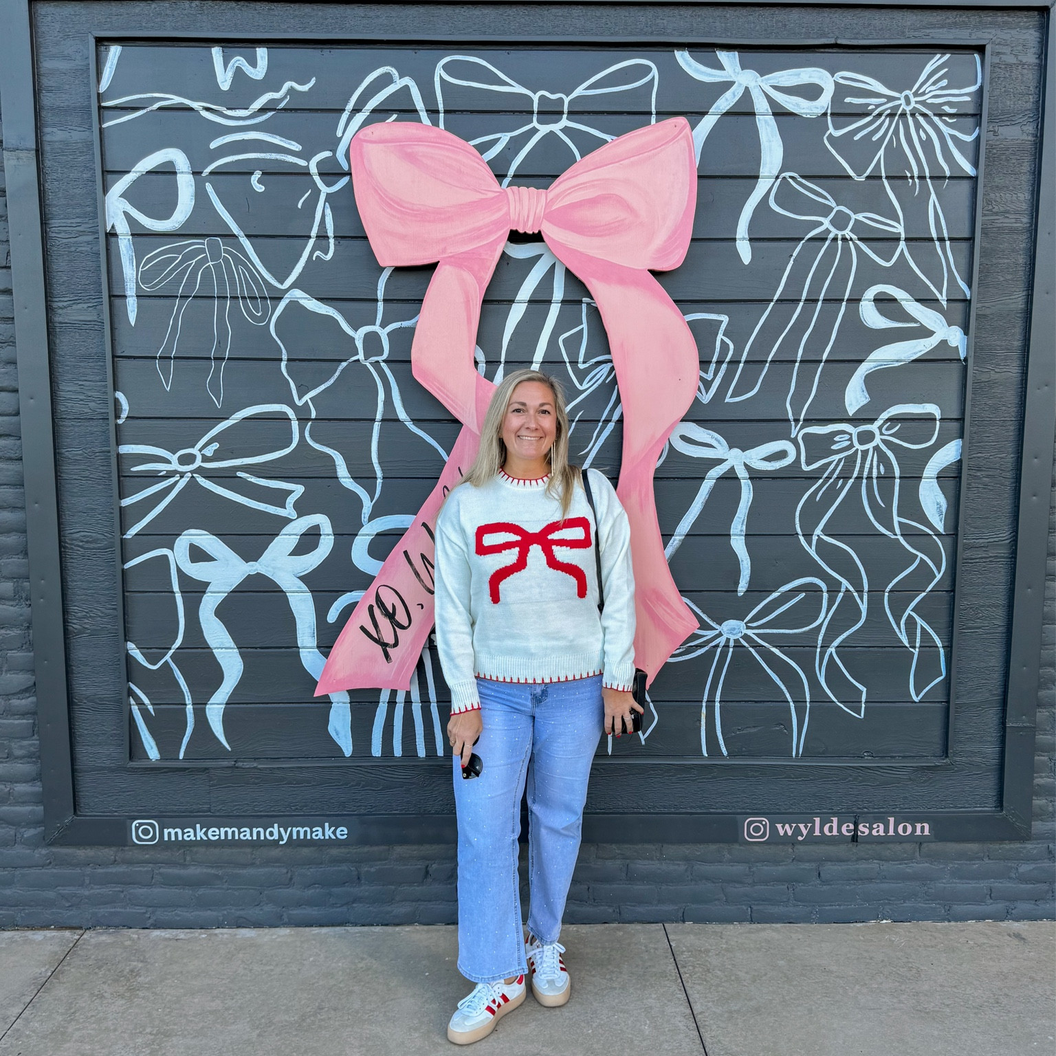 Women’s red bow sweater for the holidays! 

#LTKHoliday #LTKSeasonal #LTKStyleTip