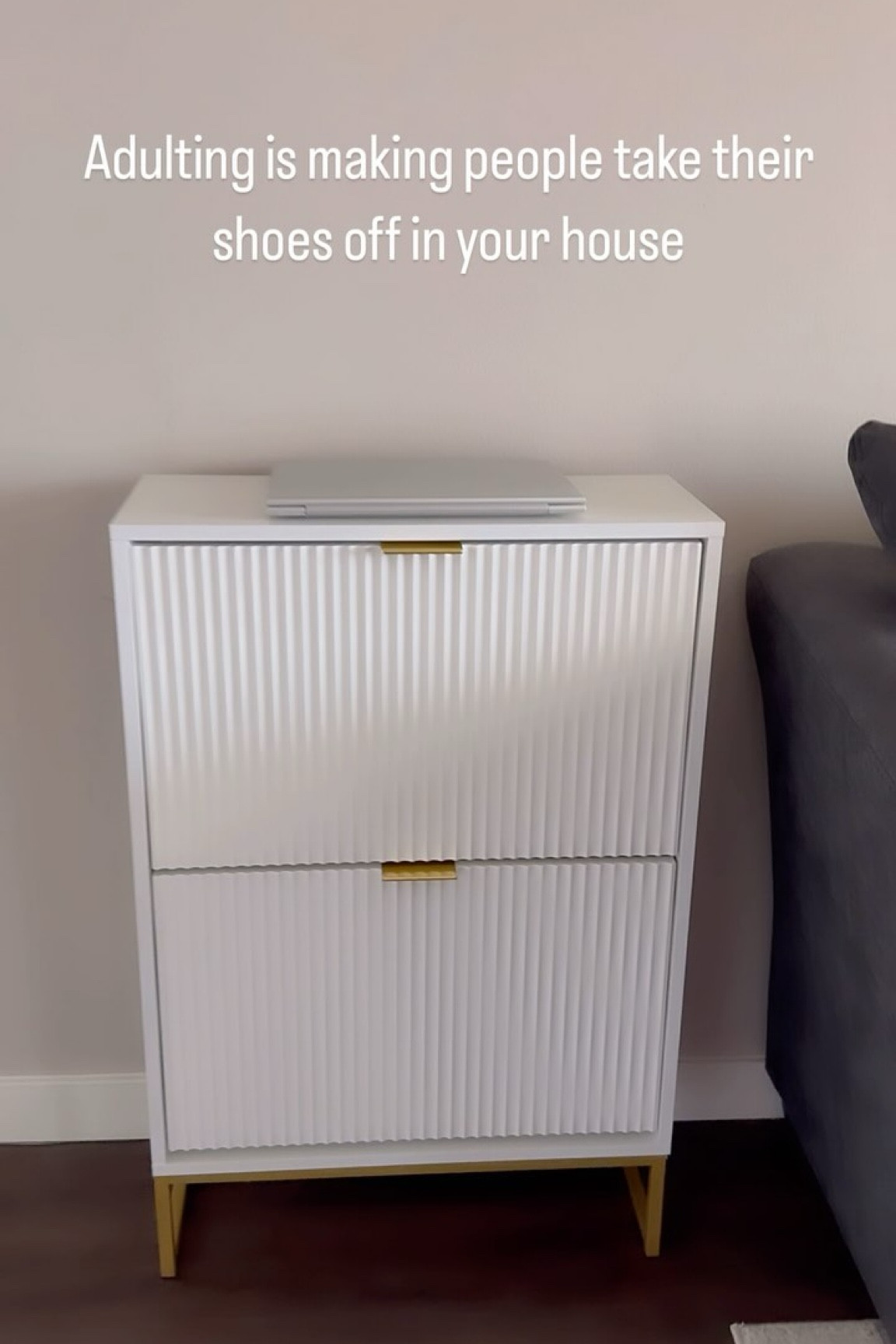 I’m now that person that makes u take ur shoes off. Thank God they make cute shoe organizers now. I got this one from @walmart linked in bio 

#homedecor #adulting101 #justadulting #modernhomedecor