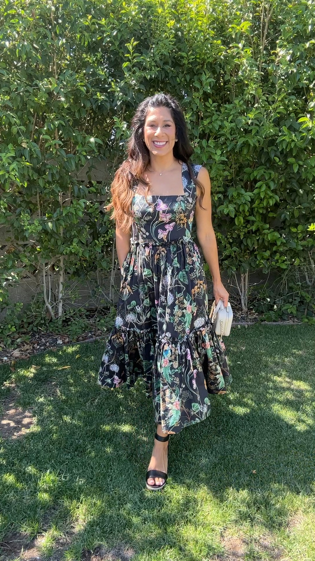It might be fall, but it’s still 100 degrees out. So a dark colored floral dress it is! Paired the maxi with wedges and my cute Chanel Vanity Case  

#LTKSeasonal #LTKWorkwear #LTKStyleTip
