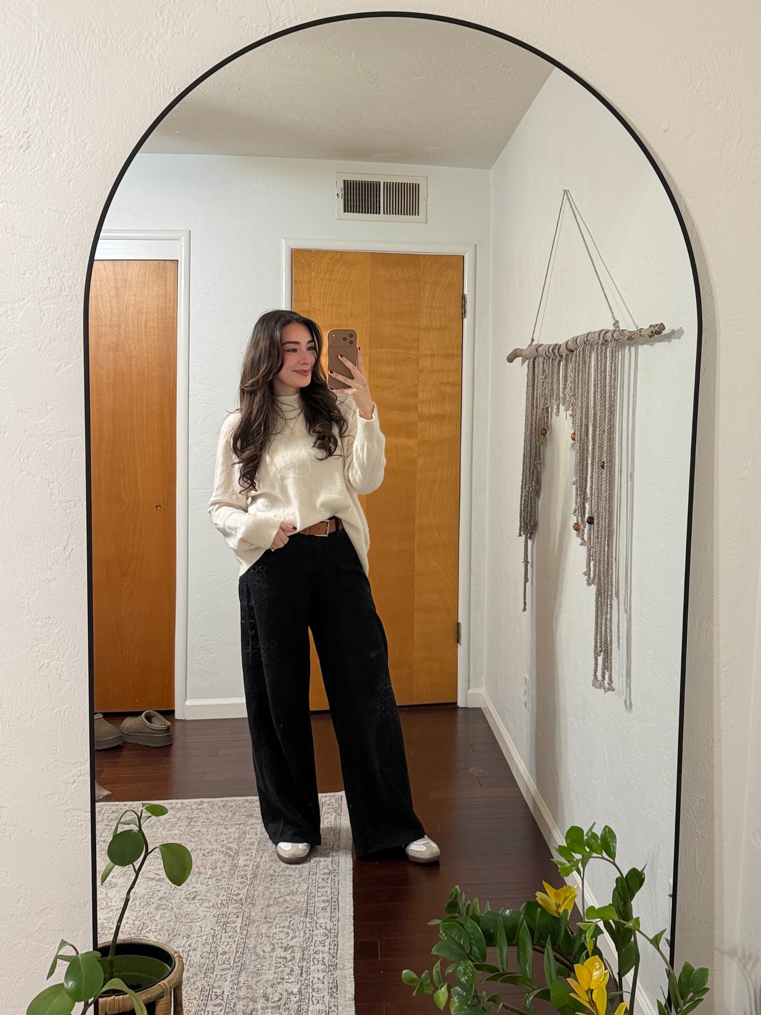 Sweater: medium
Pants: 6
Shoes: TTS

#LTKHoliday #LTKCyberWeek #LTKGiftGuide