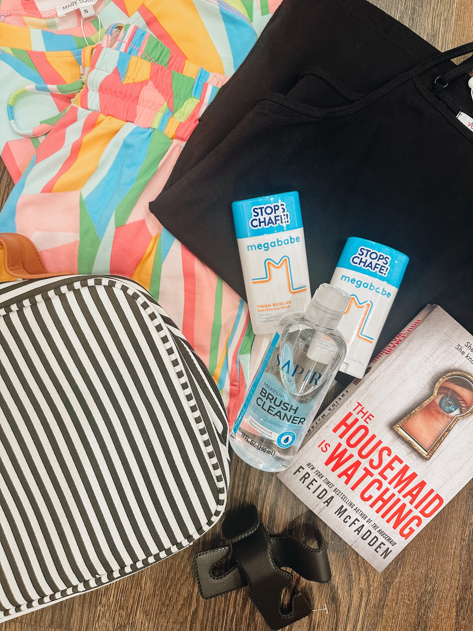 this weeks random Amazon funds and favs || 

#LTKBeauty #LTKTravel #LTKSeasonal