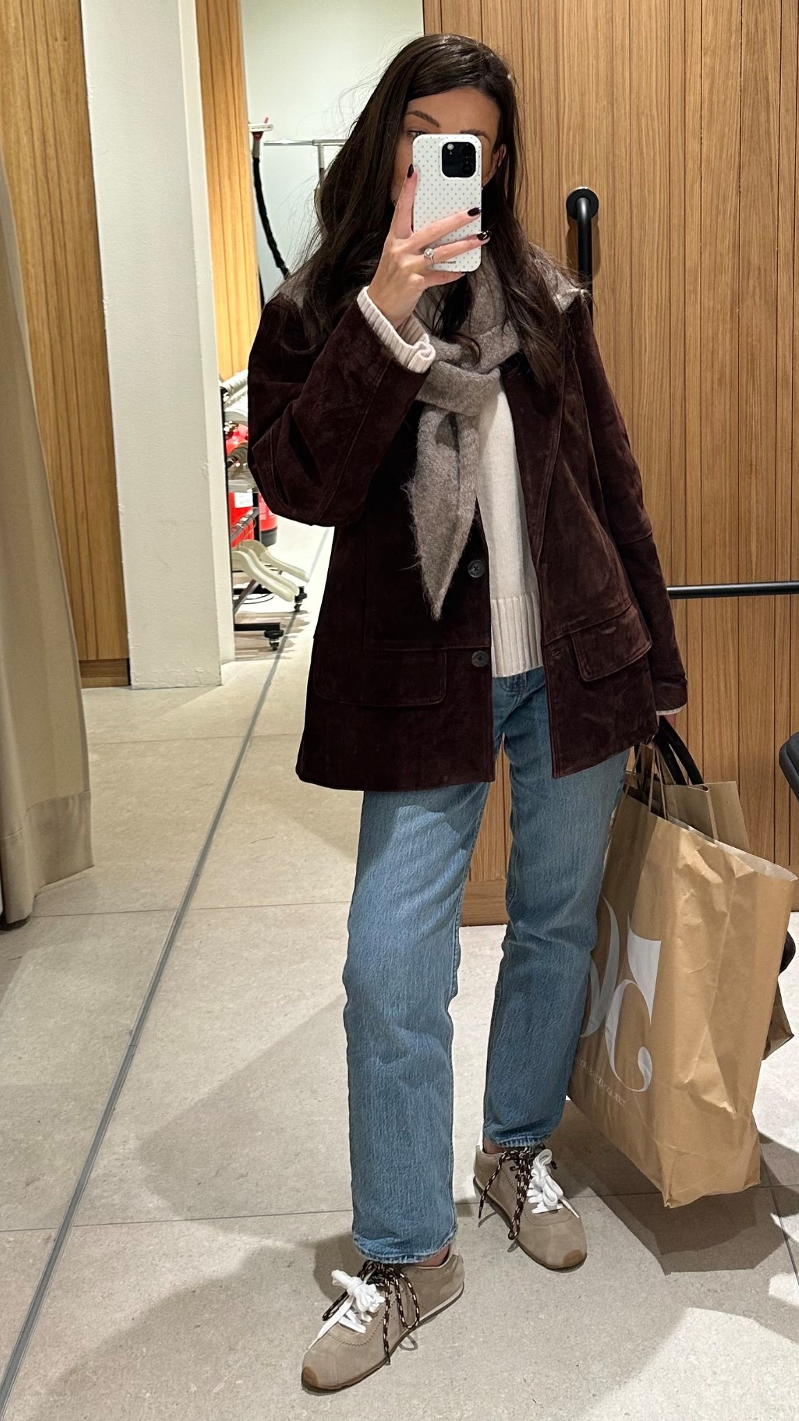 Zara suede blazer 🍂🐻🪵

#LTKautumn #LTKwinter #LTKeurope