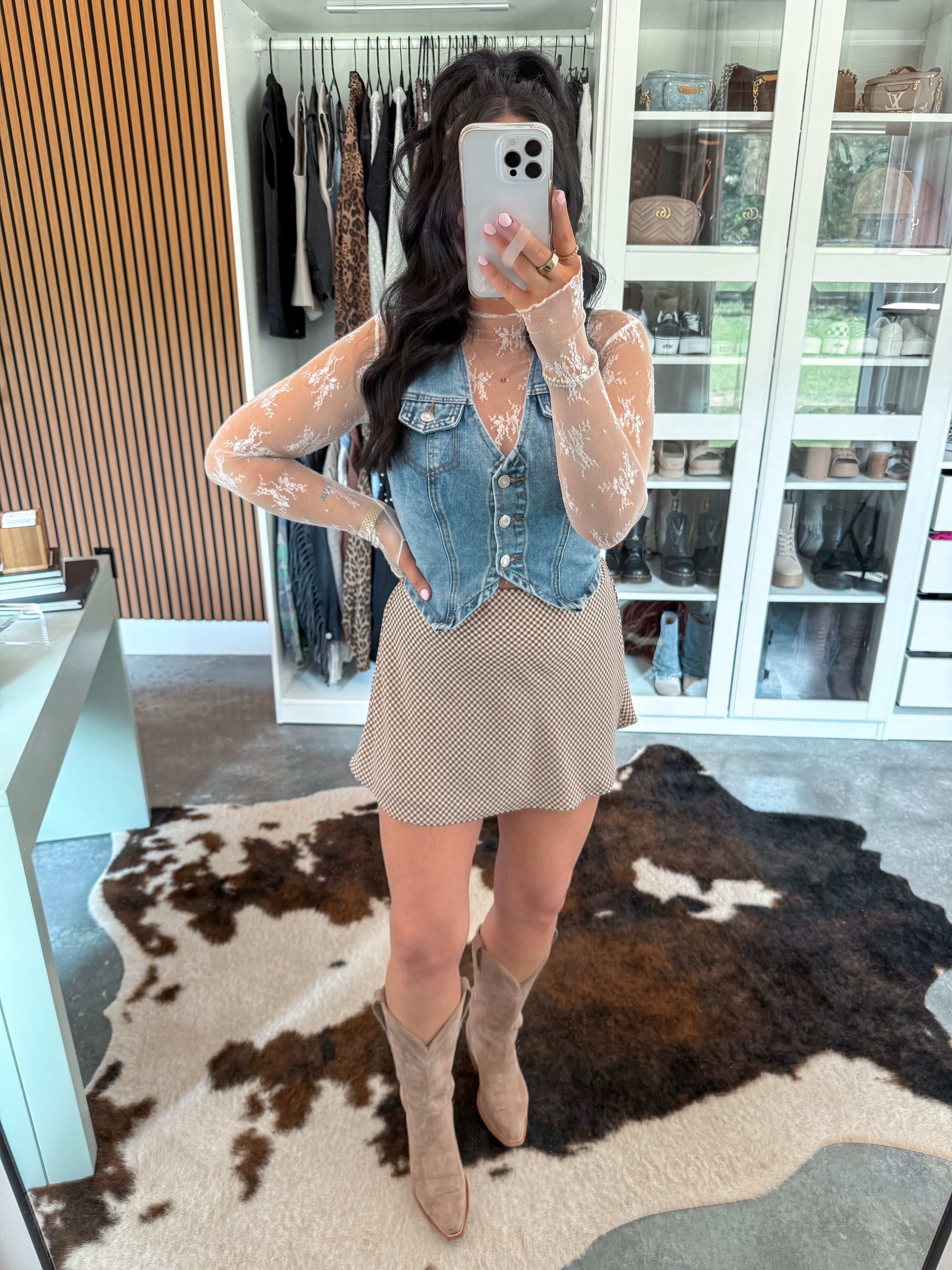 Lace Top - xs
Denim Vest - medium
Skort - small

*also linking alternative skort options since my exact one is sold out in most sizes! 

Love this gingham print western look for early fall! I paired this brown gingham print skort with this white lace long sleeve top, one of my all time favorite denim vests & finished the look with my go-to Tecovas cowgirl boots! 🤍

 

 #LTKFindsUnder50 #LTKFindsUnder100 #LTKShoeCrush