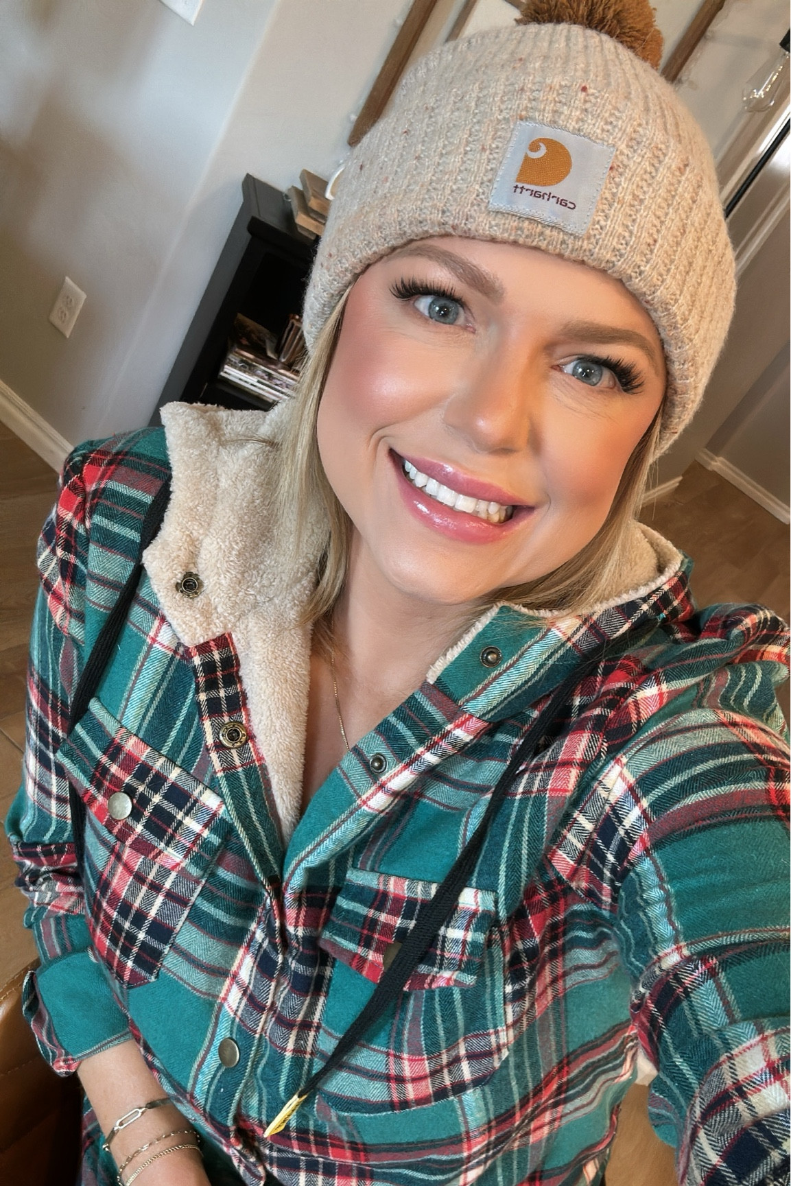 Christmas flannel OOTD