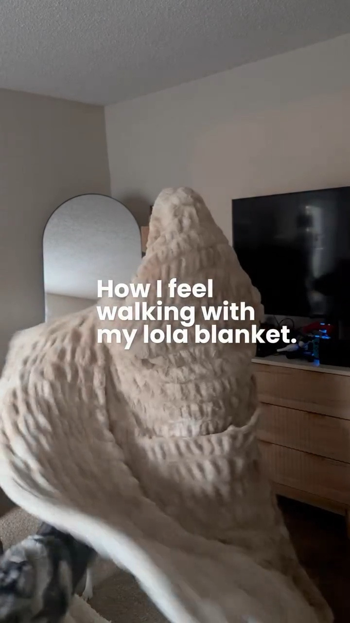 If you see a giant moving cloud in my house, mind your business. ☁️✨ #lolablanket #cozyvibes #aesthetic #homestyle #mood