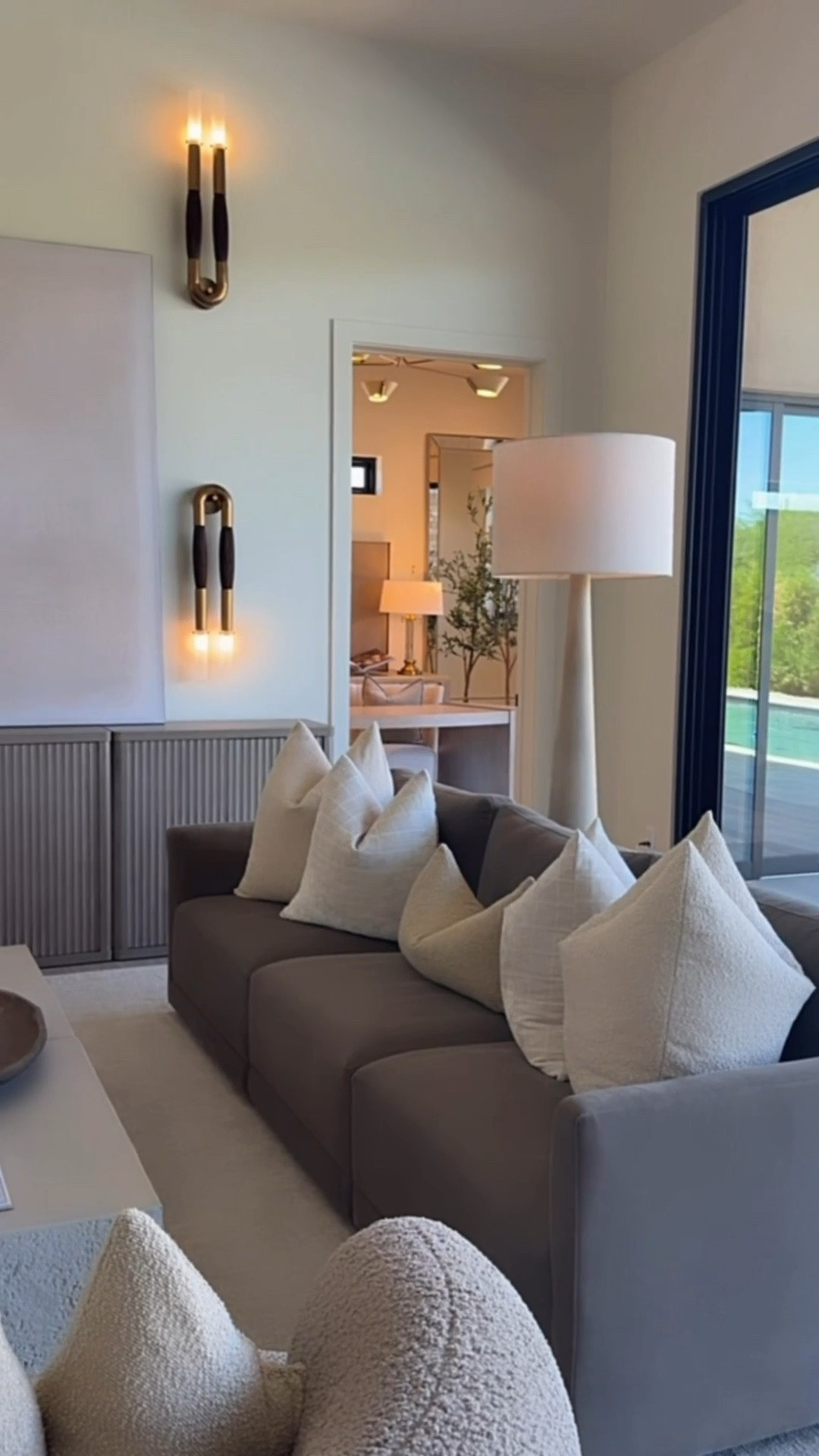 These throw pillows made my living room so cozy! The feather inserts give them extra plush and I love the perfect crease in the middle 🥰

Throw pillows made
Living room decor 
Living room throw pillows 
Interior design 
RH Inspired 
Modern neutral home decor 

Summerthompsonstyles 

 #LTKSaleAlert #LTKU #LTKHome