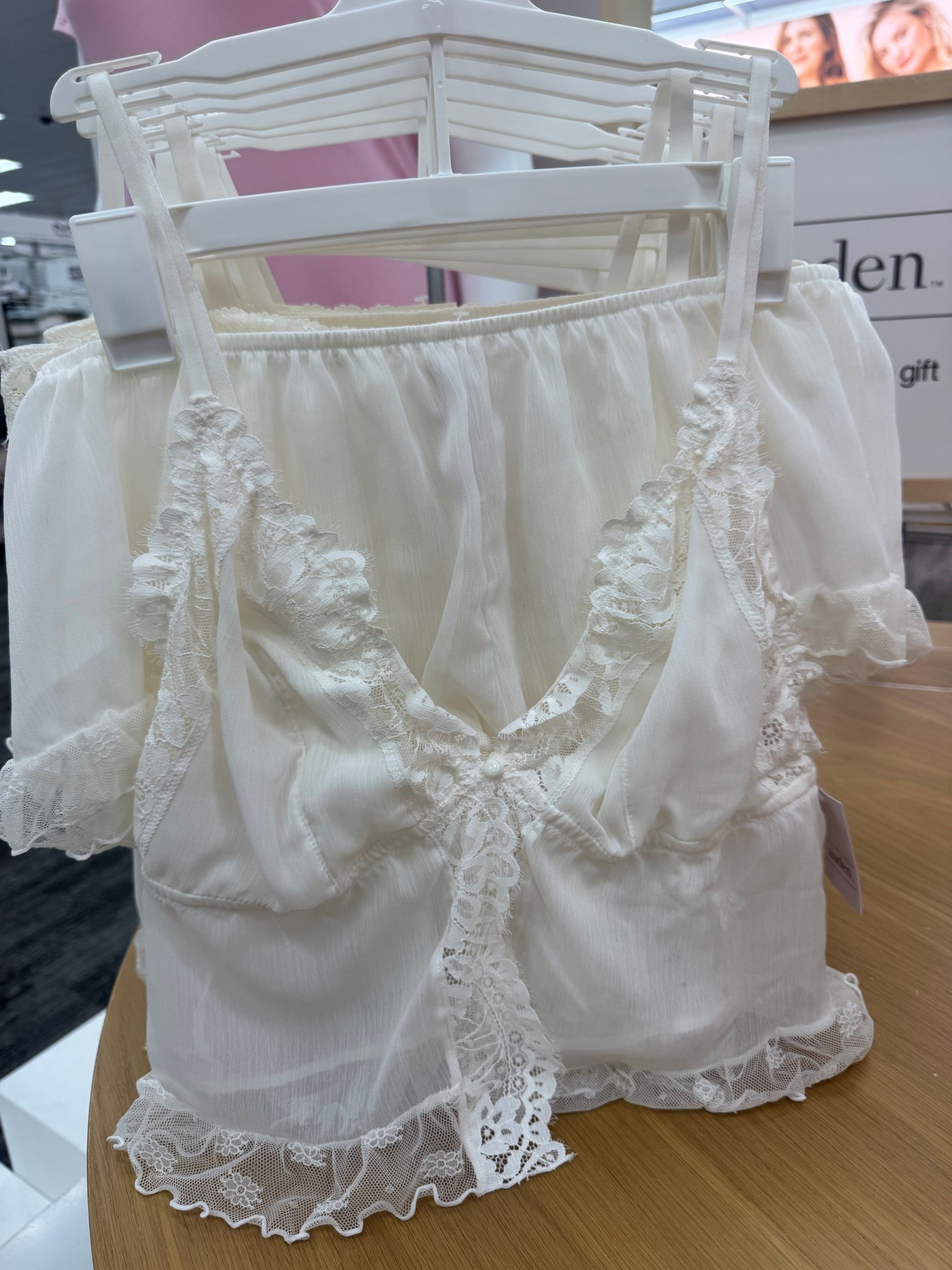 target jammy set!

#LTKootd #LTKgrwm #LTKmorningroutine