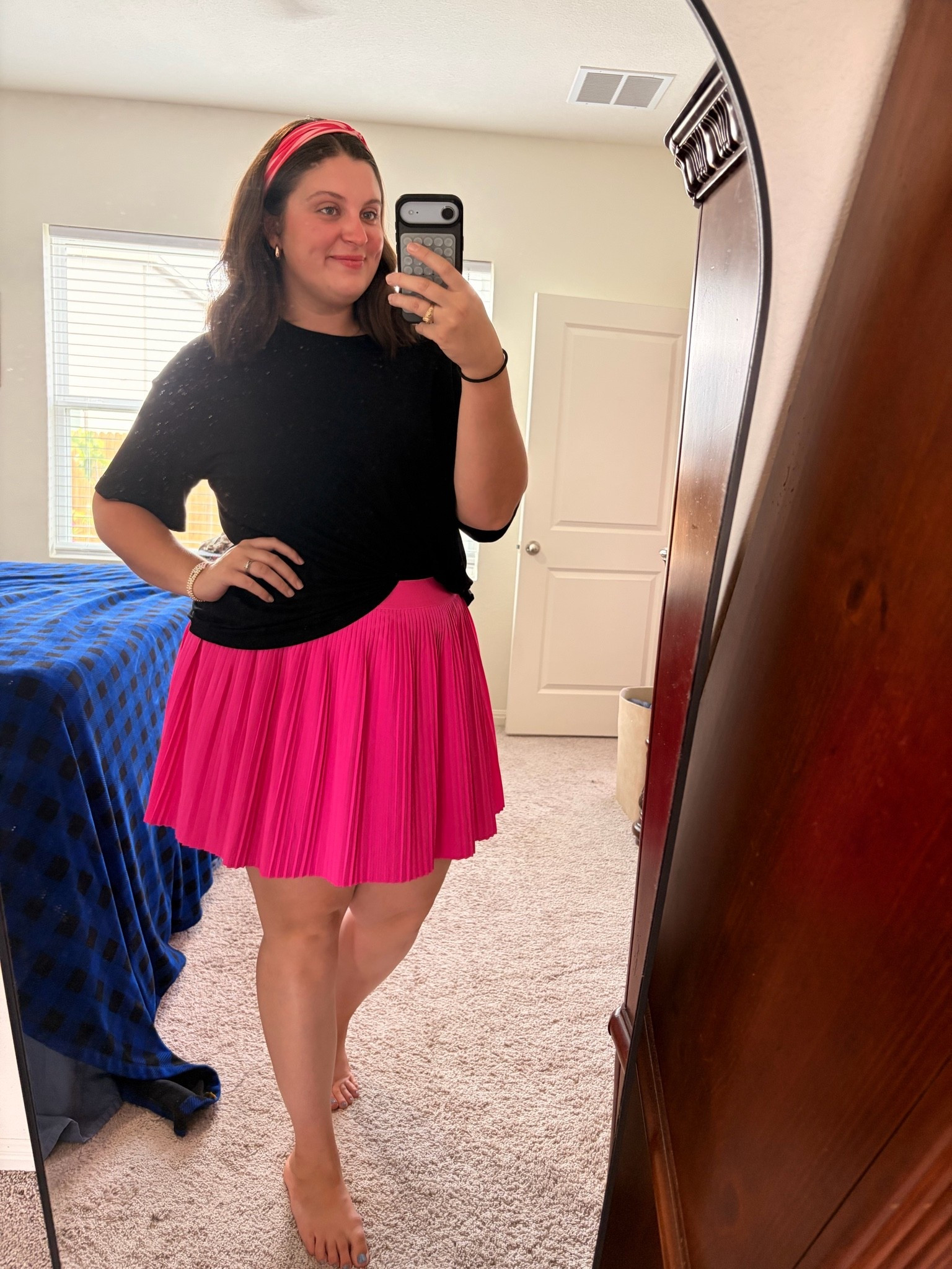 Monday ootd 🩷🖤

#LTKootd #LTKPlusSize #LTKTall