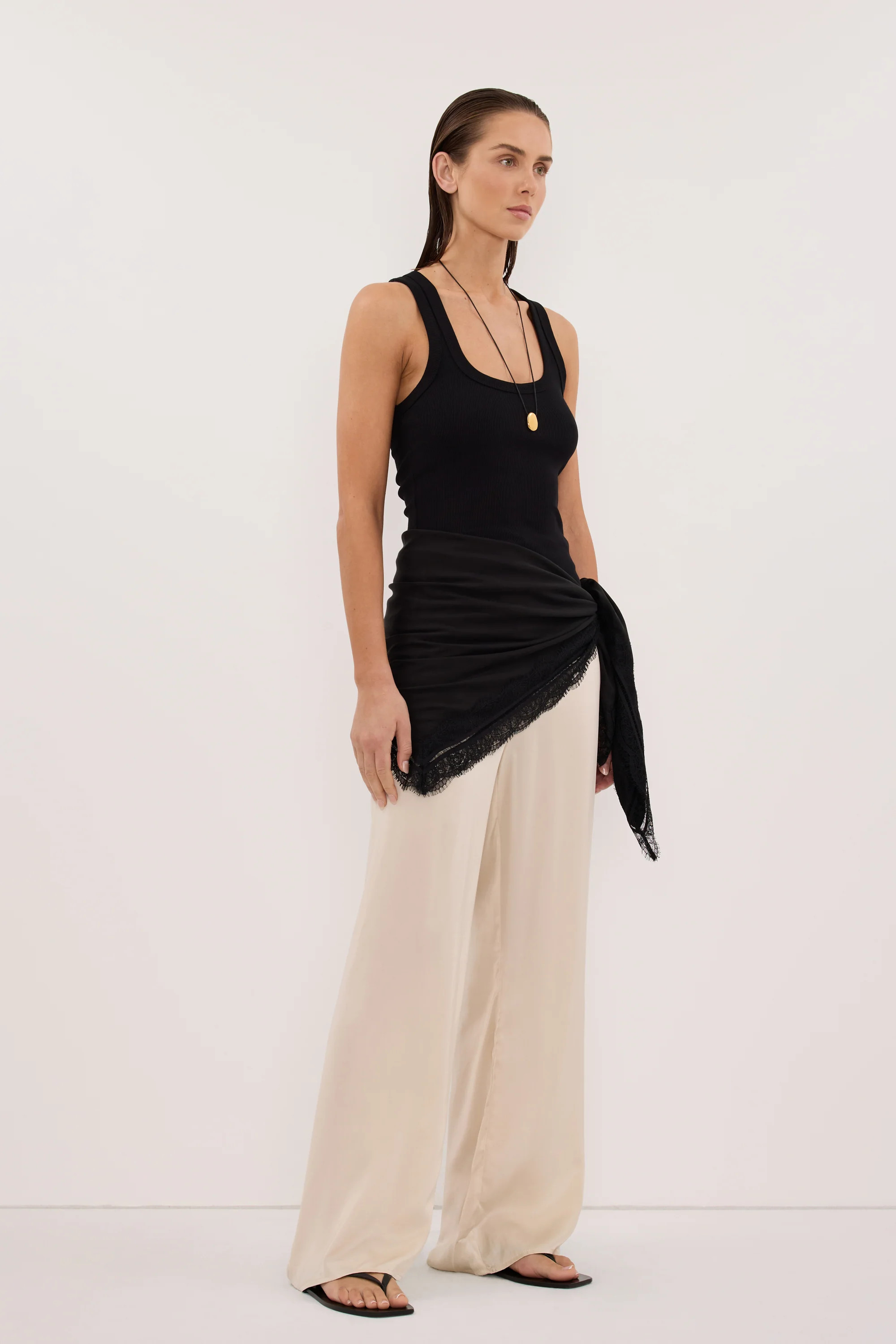 ANDREA BLACK CUPRO LACE SCARF | DISSH