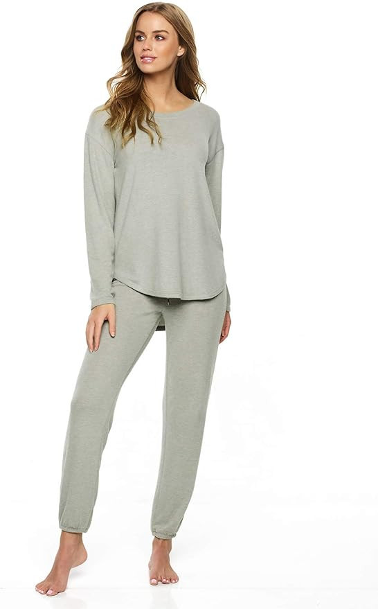 Felina | Comfyz Coco Women's 2-Piece Lounge Set | Brushed Jersey LS Top & Jogger | Amazon (US)