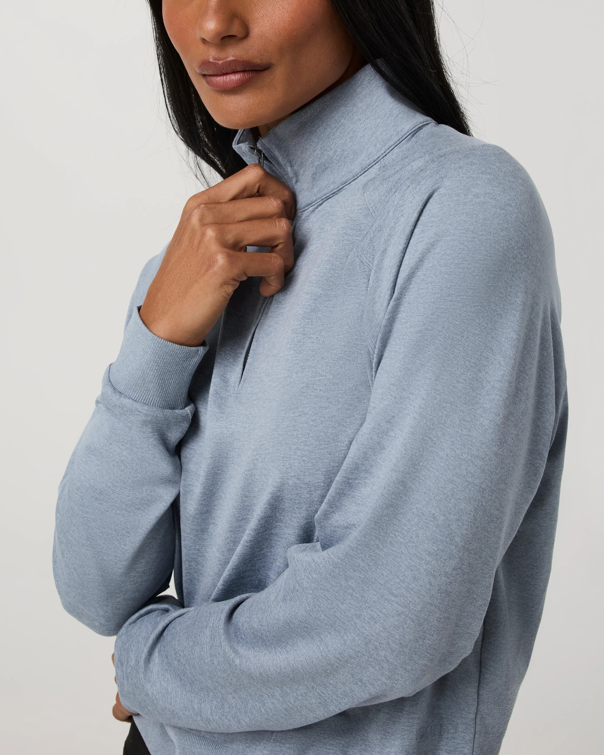 Halo Half Zip – Coastal Fog Heather Mock Neck Sweatshirt – Vuori | Vuori Clothing (US & Canada)