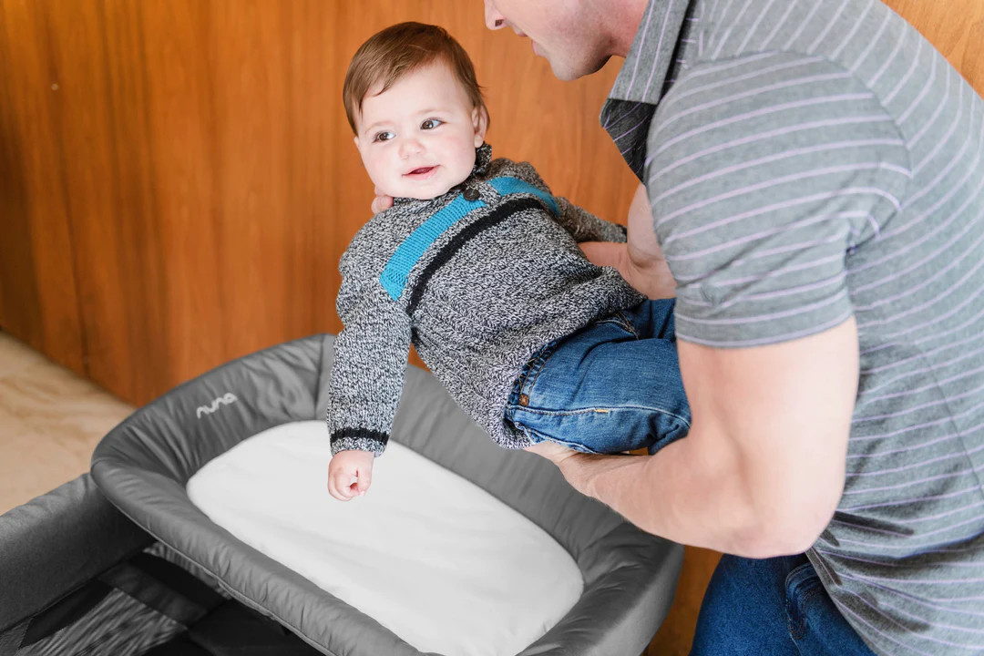 Nuna SENA Aire Playard and Changer Bundle | Strolleria