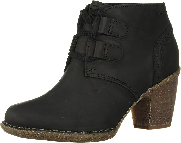 Visit the Clarks Store | Amazon (US)