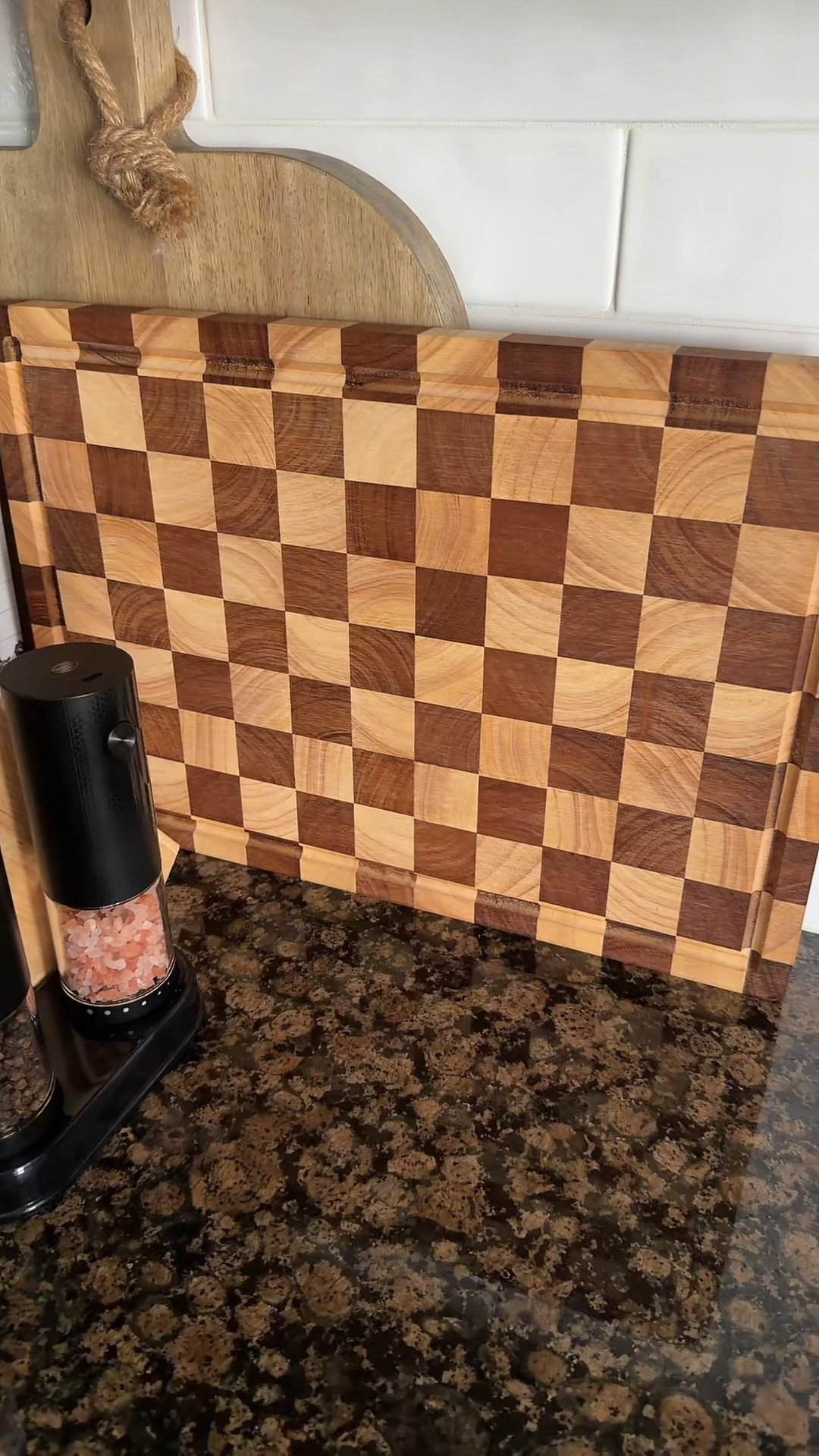 Checkered cutting board ✨