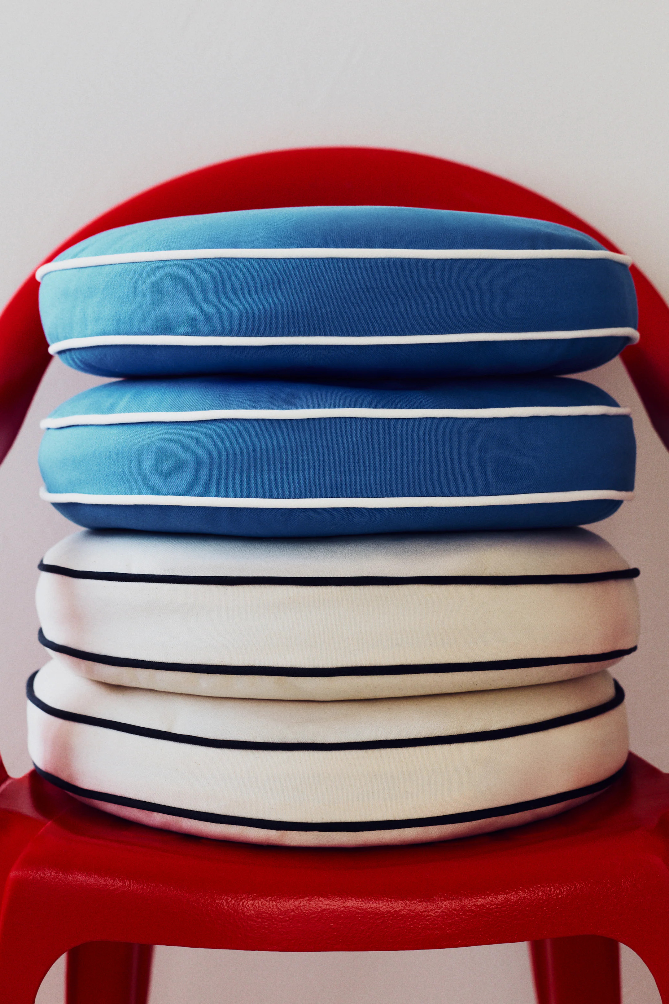 2-pack outdoor seat cushions | H&M (US + CA)