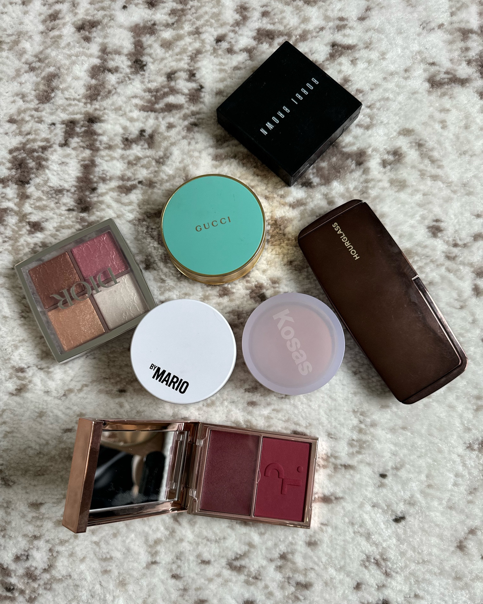 Sephora favorites for the fave!
Bronzer | blush | setting powder 

Kosas powder: feathery
Gucci bronzer: 3-medium 
Hourglass powder: vol. III(used as bronzing powder)
Patrick ta blush: she’s wanted (i also have 3-4 other shades) 
Dior highlight :002 glitz 
Bobbi brown highlight: bronze glow 
Mario loose setting powder: 2 neutral light 

#LTKSaleAlert #LTKBeauty #LTKOver40